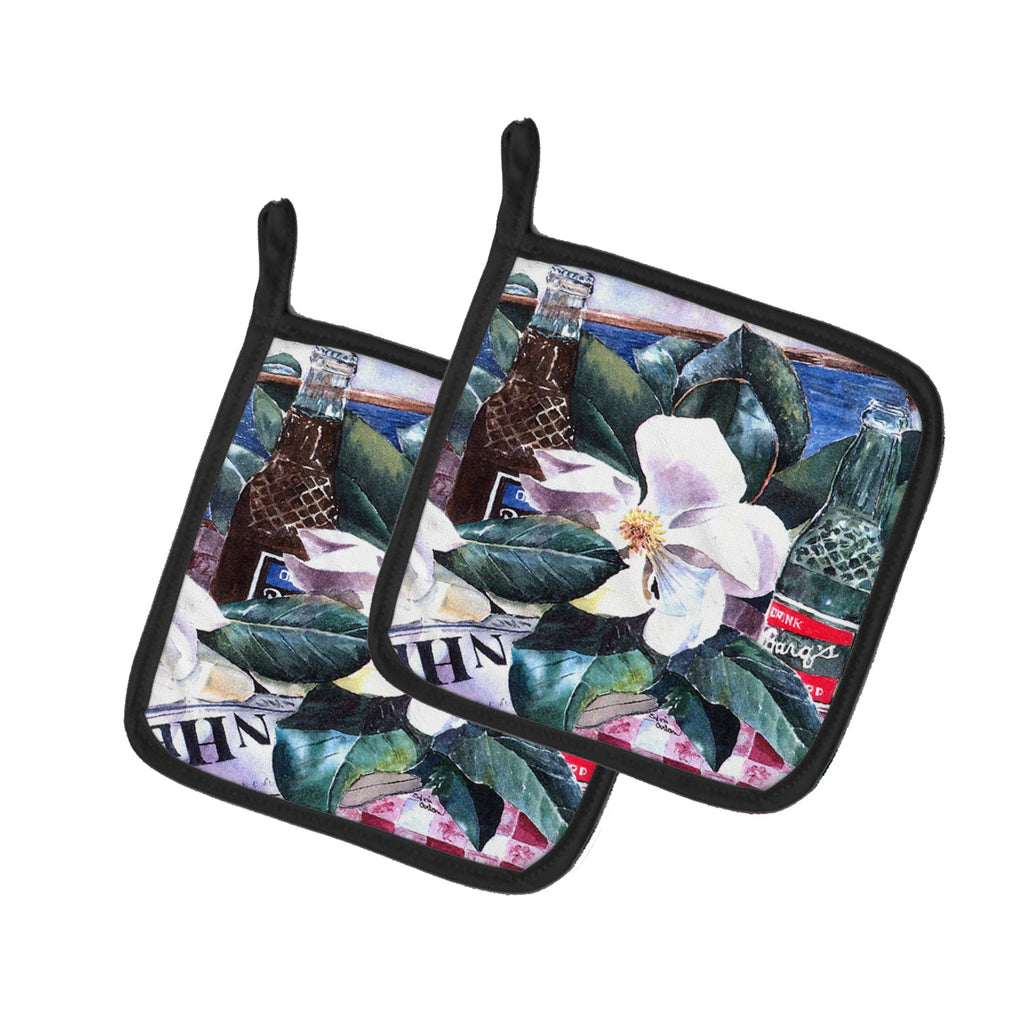 Barq's and Magnolia Pot Holder Set of 2 Heat Resistant Quilted Hot Pads 7.5 x 7.5 Inch, Insulated Kitchen Trivets for Cooking & Baking