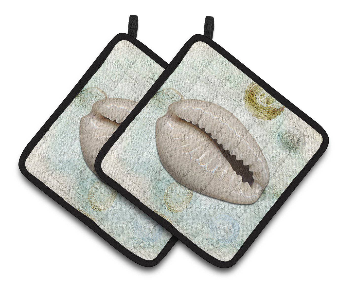 Beach Cowrie Shell Pot Holder Set of 2 Heat Resistant Quilted Hot Pads 7.5 x 7.5 Inch, Insulated Kitchen Trivets for Cooking & Baking