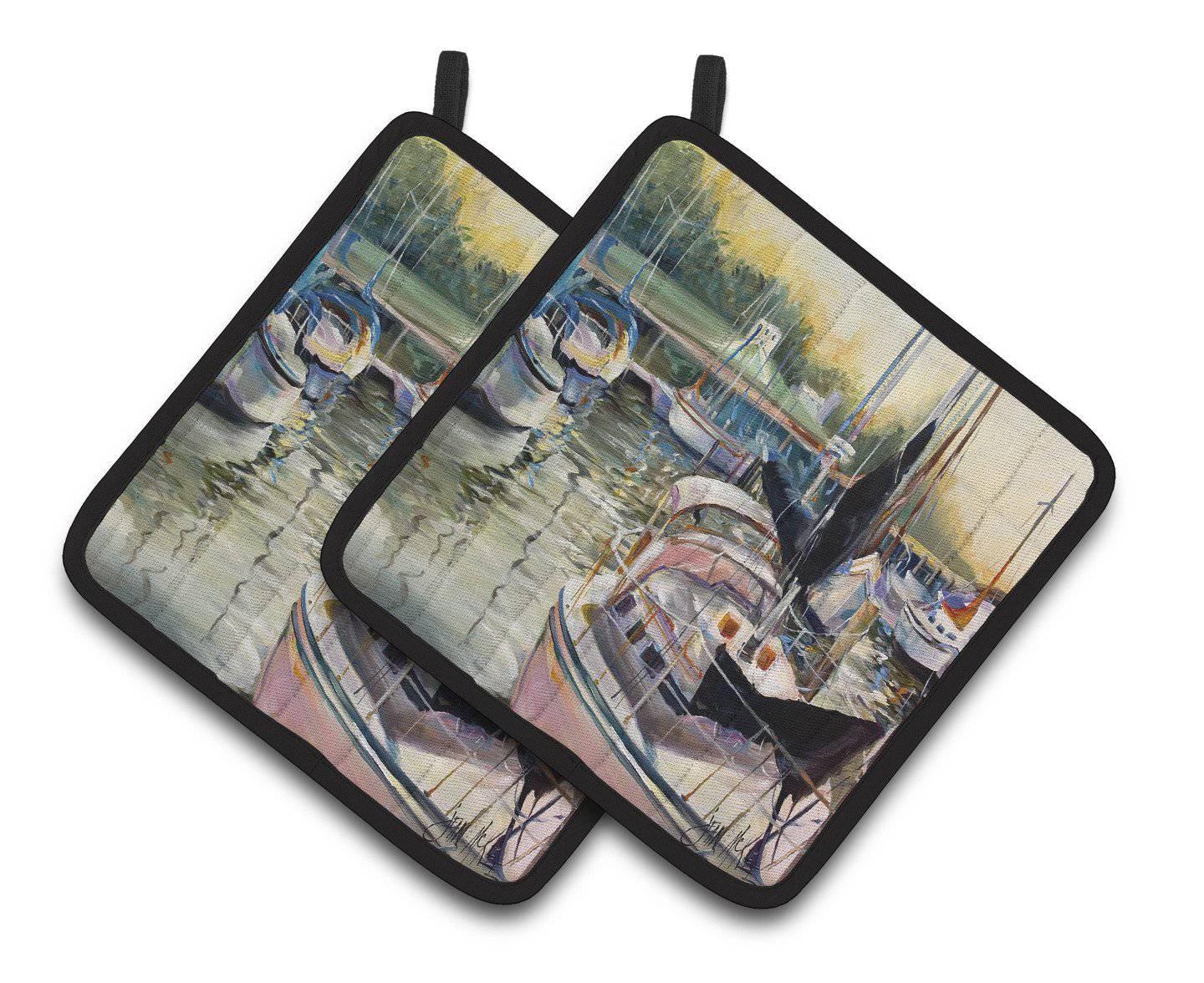 Black Sails Sailboats Pot Holder Set of 2 Heat Resistant Quilted Hot Pads 7.5 x 7.5 Inch, Insulated Kitchen Trivets for Cooking & Baking