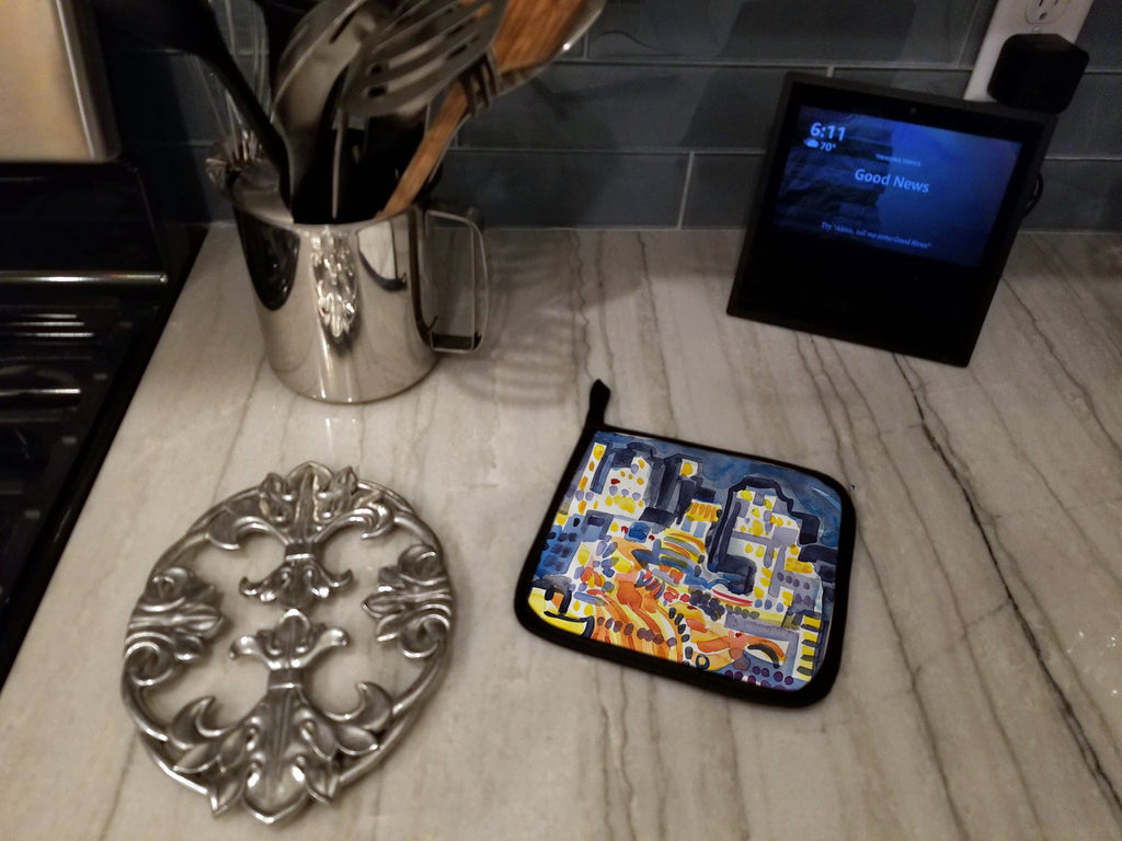 Skyline Abstract Pot Holder Set of 2 Heat Resistant Quilted Hot Pads 7.5 x 7.5 Inch, Insulated Kitchen Trivets for Cooking & Baking