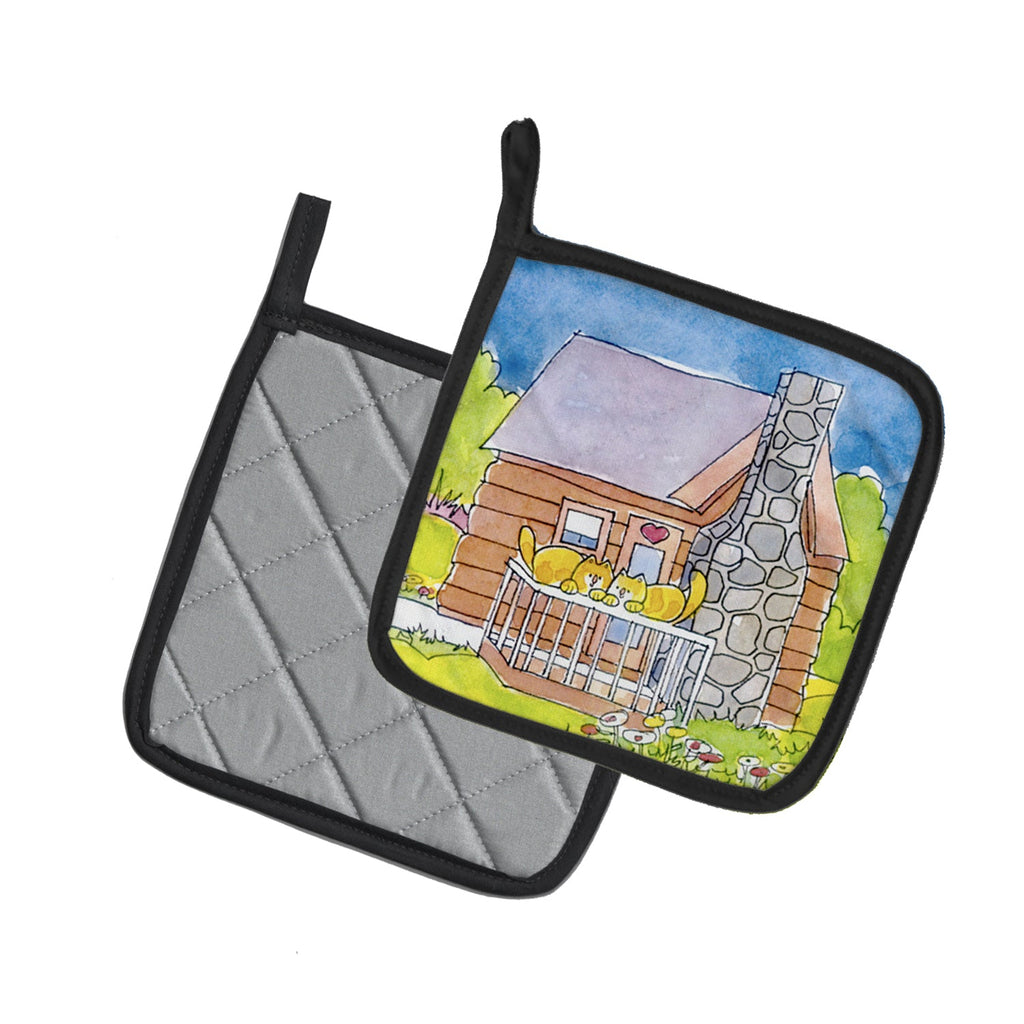 Cat Love at the Log Cabin  Pot Holder Set of 2 Heat Resistant Quilted Hot Pads 7.5 x 7.5 Inch, Insulated Kitchen Trivets for Cooking & Baking