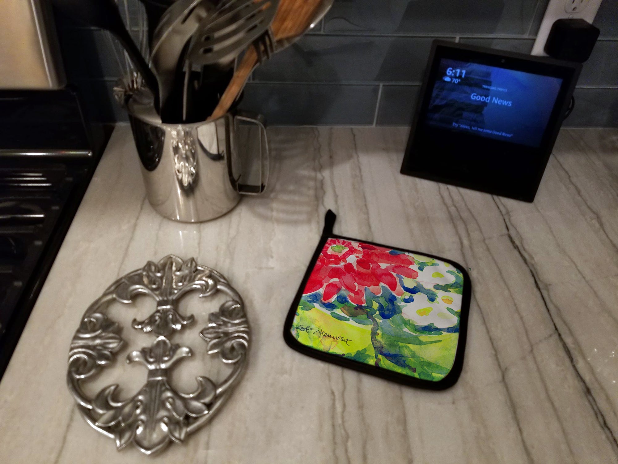 Flower Pot Holder Set of 2 Heat Resistant Quilted Hot Pads 7.5 x 7.5 Inch, Insulated Kitchen Trivets for Cooking & Baking