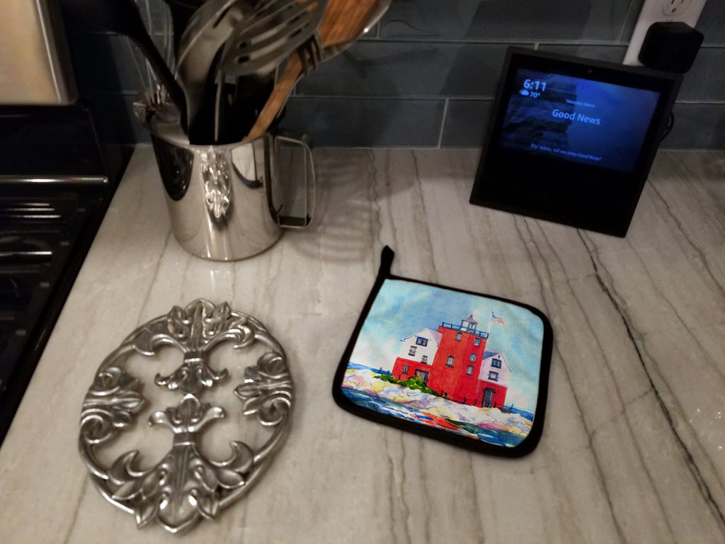 Lighthouse on the rocks Harbour Pot Holder Set of 2 Heat Resistant Quilted Hot Pads 7.5 x 7.5 Inch, Insulated Kitchen Trivets for Cooking & Baking