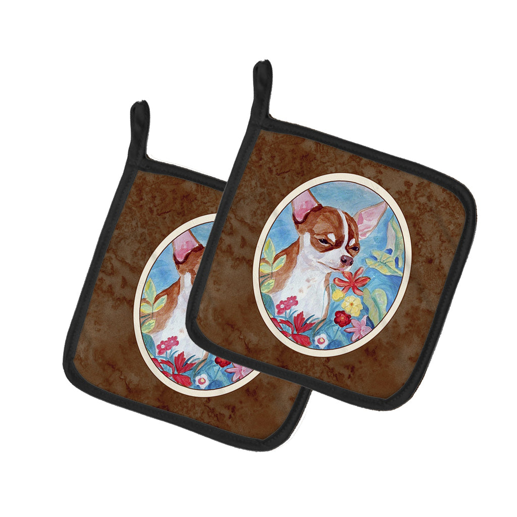 Chihuahua in flowers Pot Holder Set of 2 Heat Resistant Quilted Hot Pads 7.5 x 7.5 Inch, Insulated Kitchen Trivets for Cooking & Baking