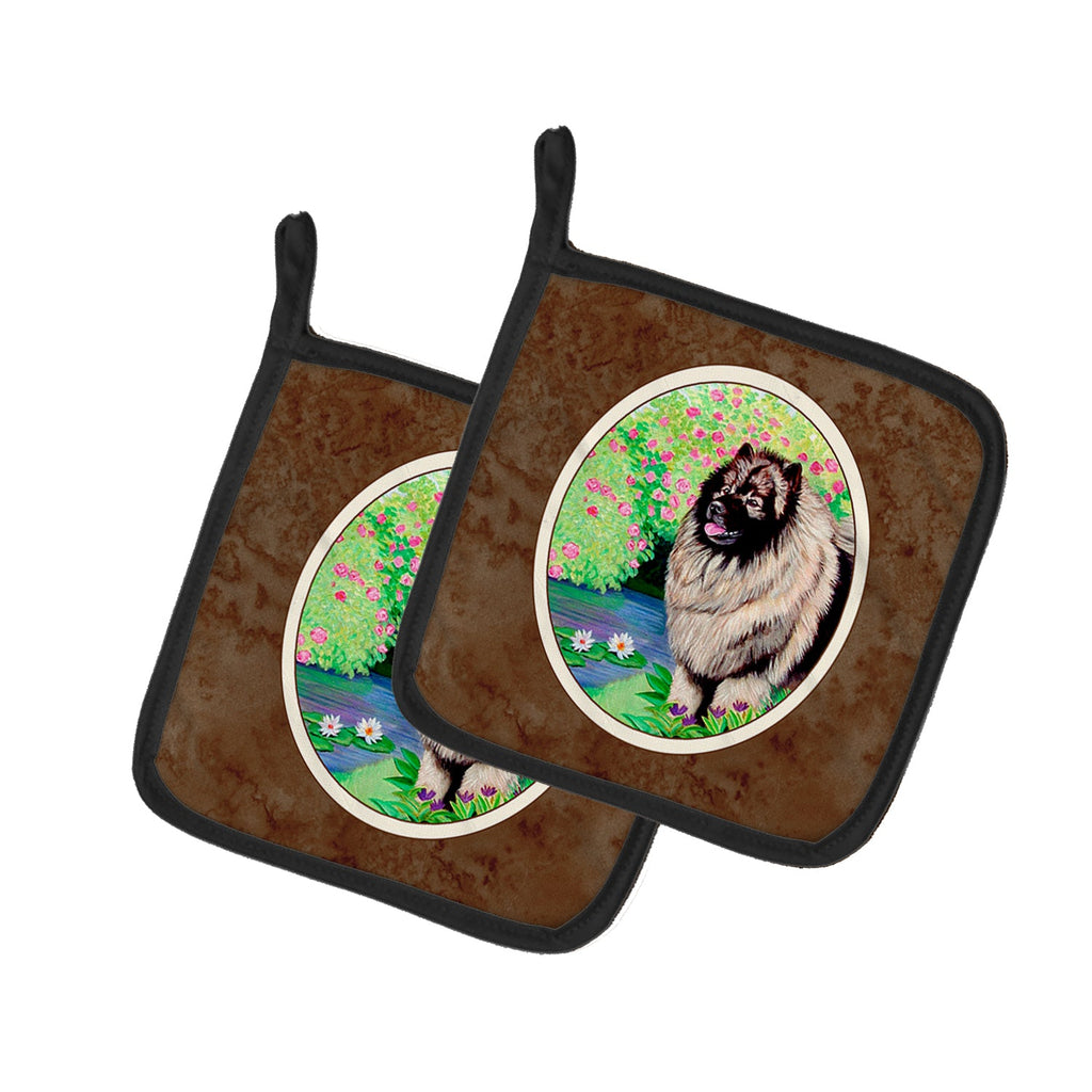 Keeshond Pot Holder Set of 2 Heat Resistant Quilted Hot Pads 7.5 x 7.5 Inch, Insulated Kitchen Trivets for Cooking & Baking