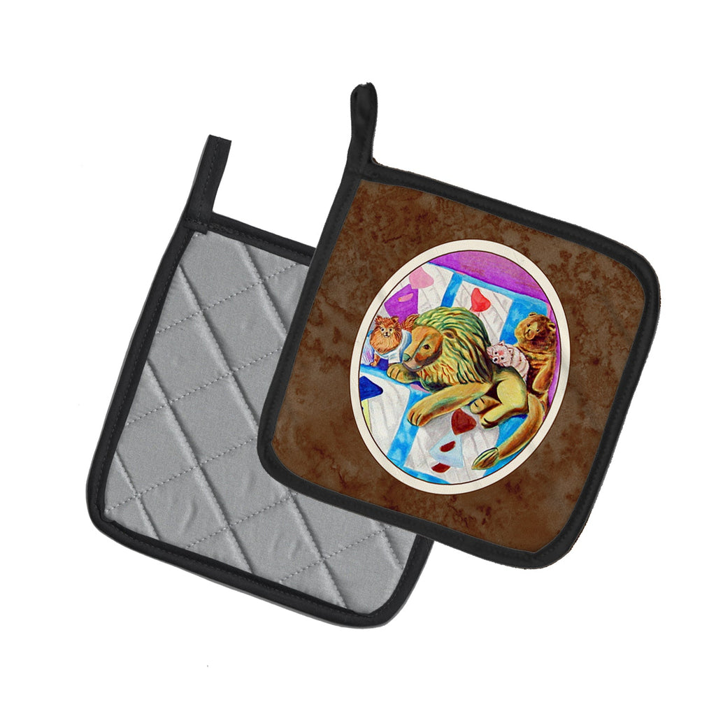 Pomeranian on the Couch with Toy Tiger Pot Holder Set of 2 Heat Resistant Quilted Hot Pads 7.5 x 7.5 Inch, Insulated Kitchen Trivets for Cooking & Baking