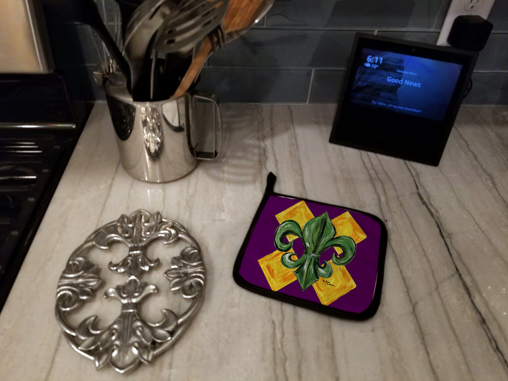 Mardi Gras Fleur de lis Purple Green and Gold Pot Holder Set of 2 Heat Resistant Quilted Hot Pads 7.5 x 7.5 Inch, Insulated Kitchen Trivets for Cooking & Baking