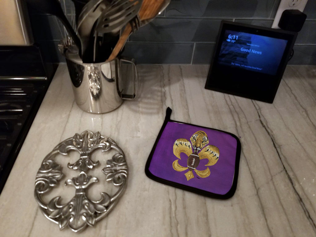 Tiger Football Fleur de lis Pot Holder Set of 2 Heat Resistant Quilted Hot Pads 7.5 x 7.5 Inch, Insulated Kitchen Trivets for Cooking & Baking