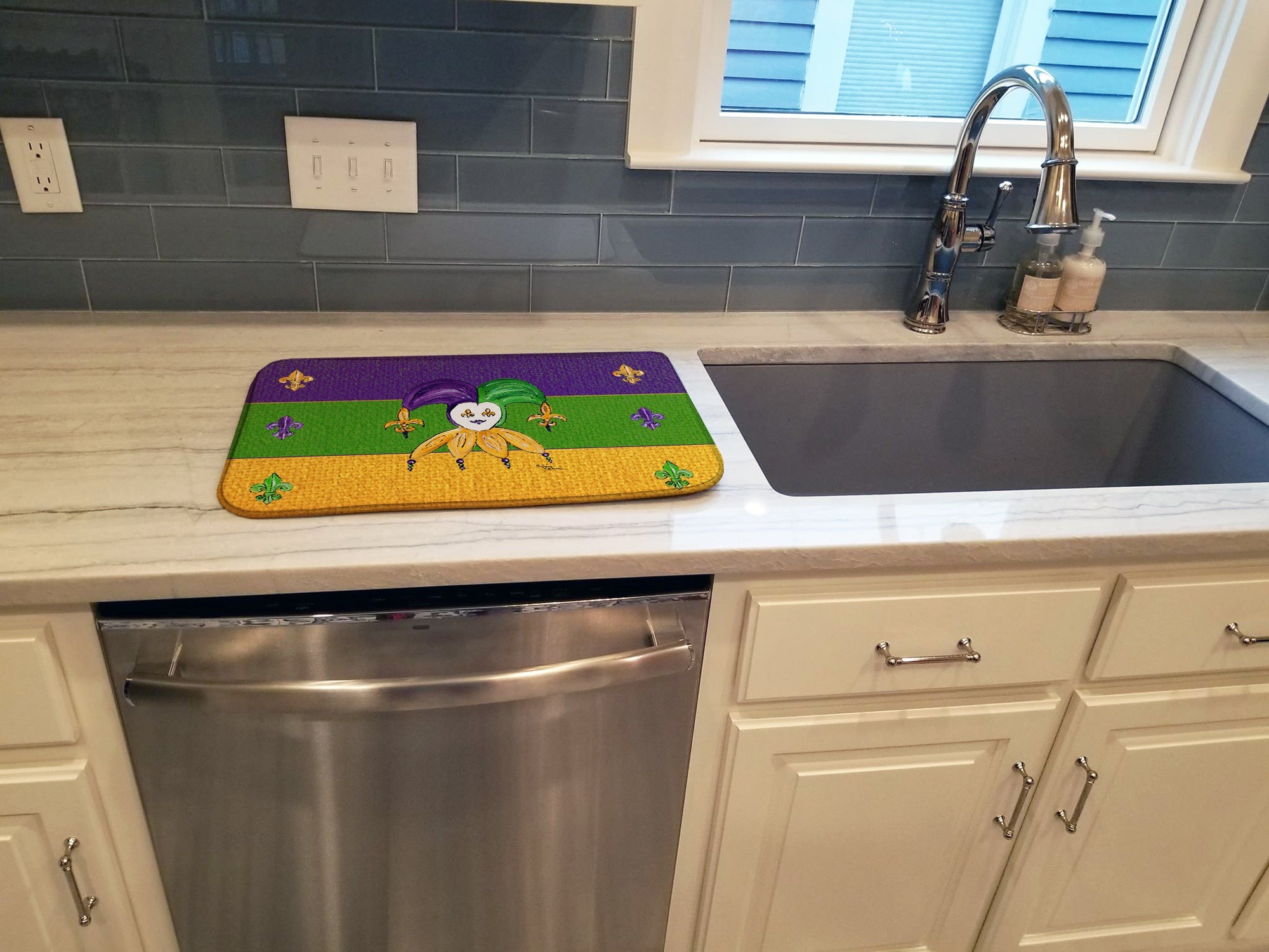 Mardi Gras Dish Drying Mat Absorbent Dish Drying Mat Pad for Kitchen Counter Dish Drainer Mat for Countertop, 14 x 21", Multicolor