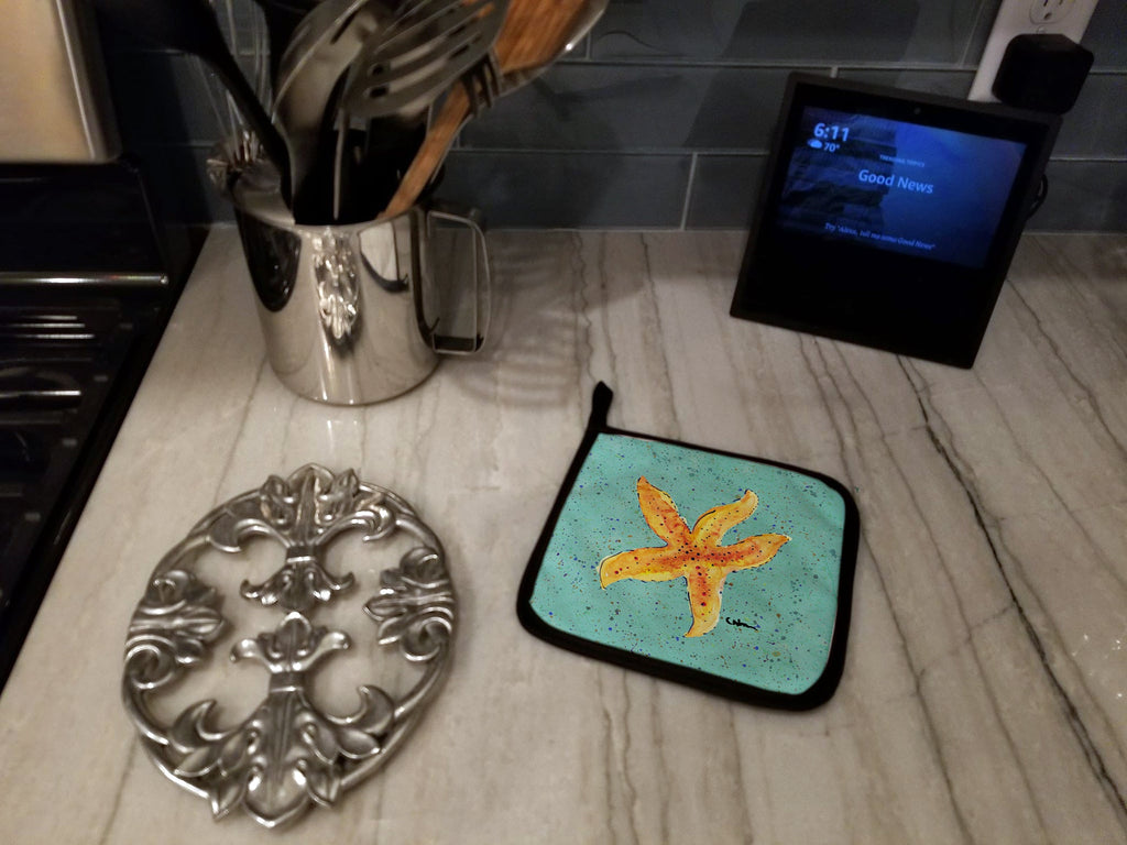 Starfish on Teal Pot Holder Set of 2 Heat Resistant Quilted Hot Pads 7.5 x 7.5 Inch, Insulated Kitchen Trivets for Cooking & Baking