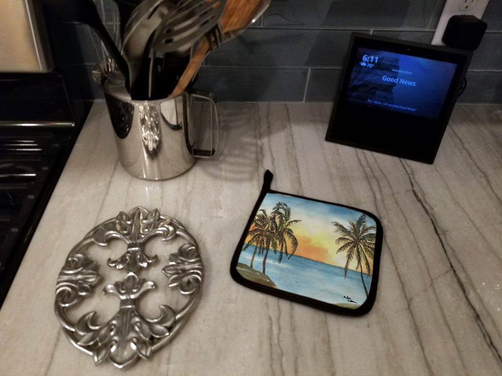 Palm Tree Pot Holder Set of 2 Heat Resistant Quilted Hot Pads 7.5 x 7.5 Inch, Insulated Kitchen Trivets for Cooking & Baking