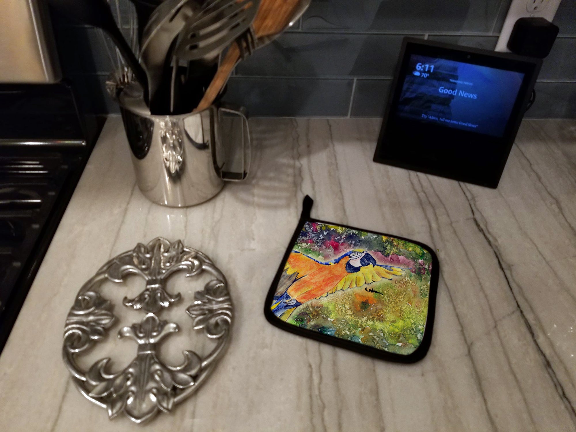 Parrot  Parrot Head Pot Holder Set of 2 Heat Resistant Quilted Hot Pads 7.5 x 7.5 Inch, Insulated Kitchen Trivets for Cooking & Baking