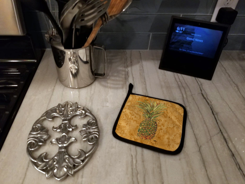 Pineapple Pot Holder Set of 2 Heat Resistant Quilted Hot Pads 7.5 x 7.5 Inch, Insulated Kitchen Trivets for Cooking & Baking