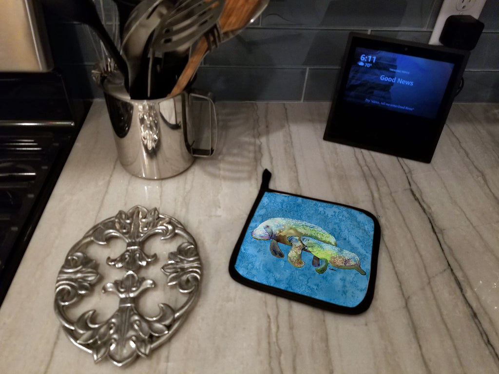 Manatee Pot Holder Set of 2 Heat Resistant Quilted Hot Pads 7.5 x 7.5 Inch, Insulated Kitchen Trivets for Cooking & Baking