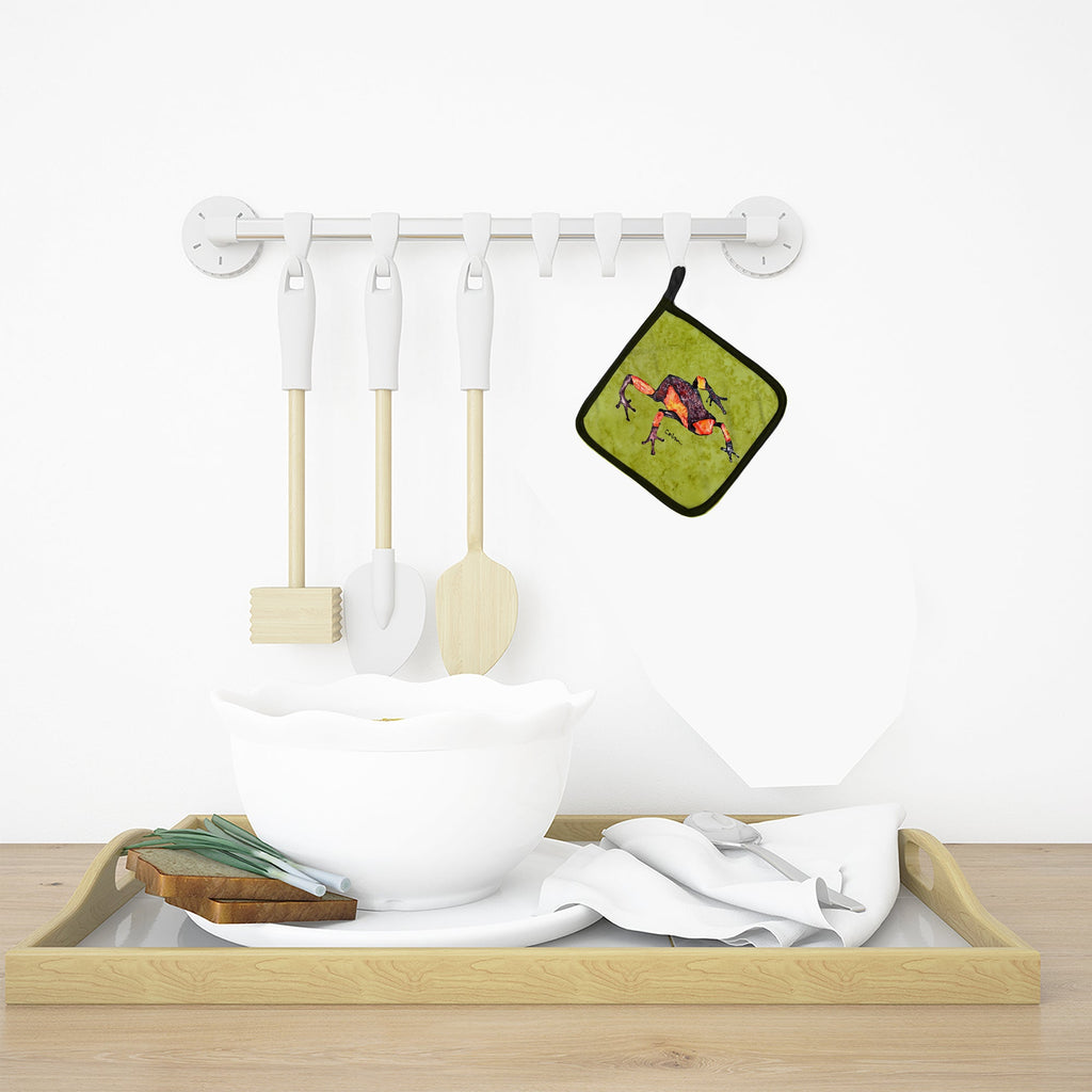 Frog Pot Holder Set of 2 Heat Resistant Quilted Hot Pads 7.5 x 7.5 Inch, Insulated Kitchen Trivets for Cooking & Baking
