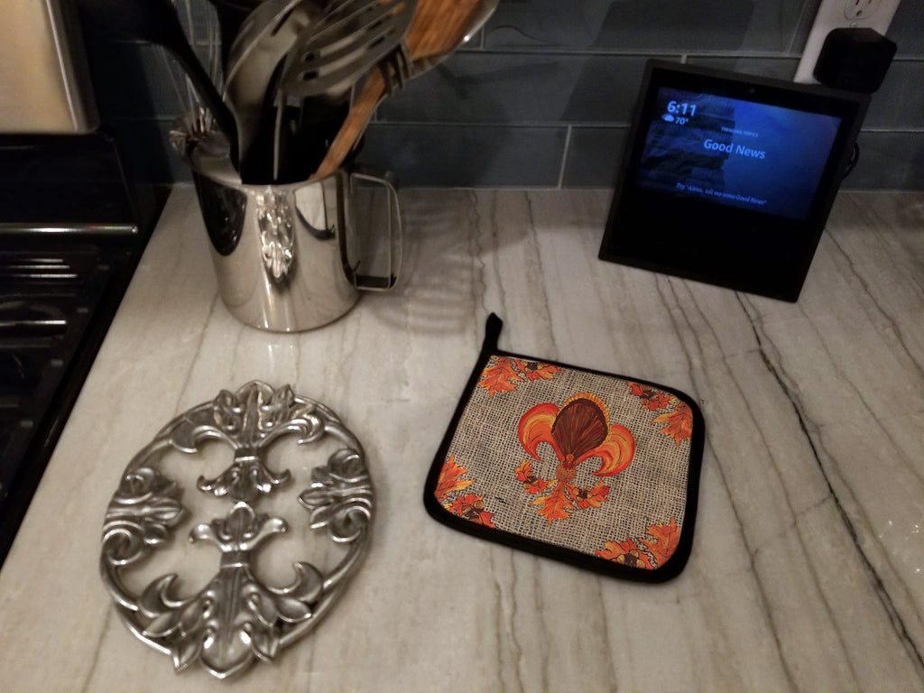 Thanksgiving Turkey Fleur de lis  on Faux Burlap Pot Holder Set of 2 Heat Resistant Quilted Hot Pads 7.5 x 7.5 Inch, Insulated Kitchen Trivets for Cooking & Baking