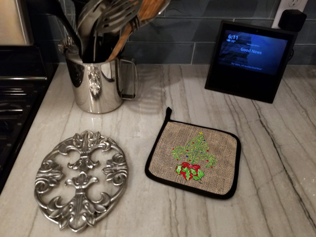 Christmas Tree Fleur de lis on Faux Burlap Pot Holder Set of 2 Heat Resistant Quilted Hot Pads 7.5 x 7.5 Inch, Insulated Kitchen Trivets for Cooking & Baking