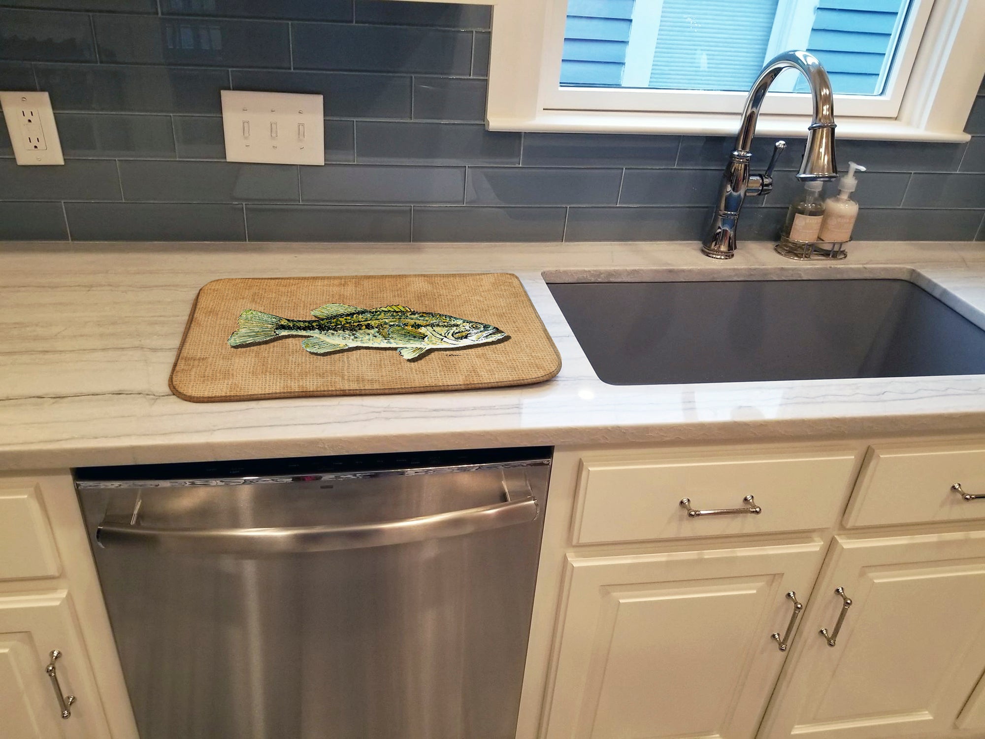 Small Mouth Bass Dish Drying Mat Absorbent Dish Drying Mat Pad for Kitchen Counter Dish Drainer Mat for Countertop, 14 x 21", Multicolor