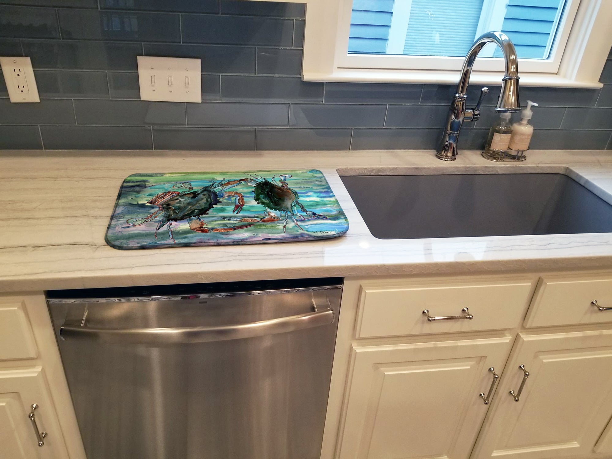 Watery Teal and Purple Crabs Dish Drying Mat Absorbent Dish Drying Mat Pad for Kitchen Counter Dish Drainer Mat for Countertop, 14 x 21", Multicolor