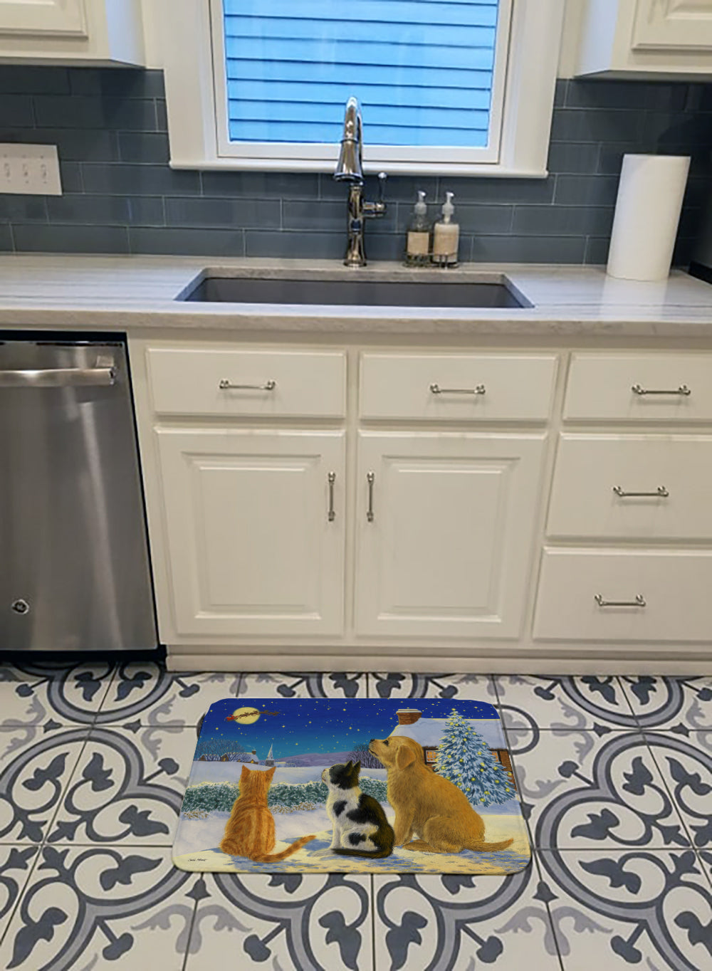 Golden Retriever and kittens Watching Santa Memory Foam Kitchen Mat Machine Washable Anti-Fatigue Cushion Comfort Bath or Kitchen Rug