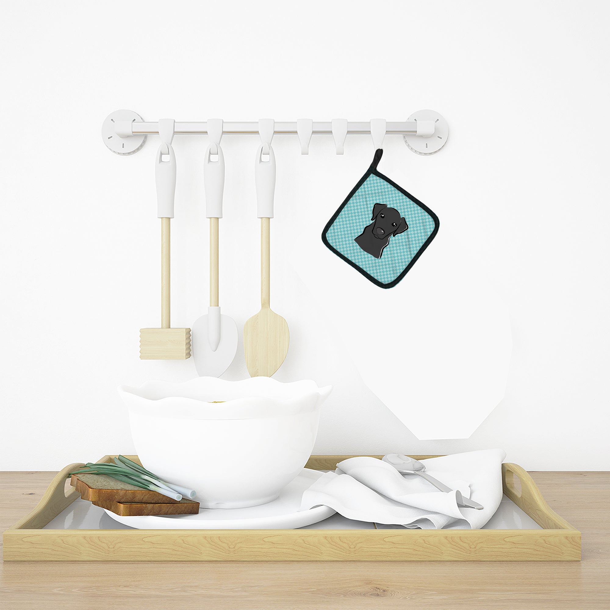 Checkerboard Blue Black Labrador Pot Holder Set of 2 Heat Resistant Quilted Hot Pads 7.5 x 7.5 Inch, Insulated Kitchen Trivets for Cooking & Baking