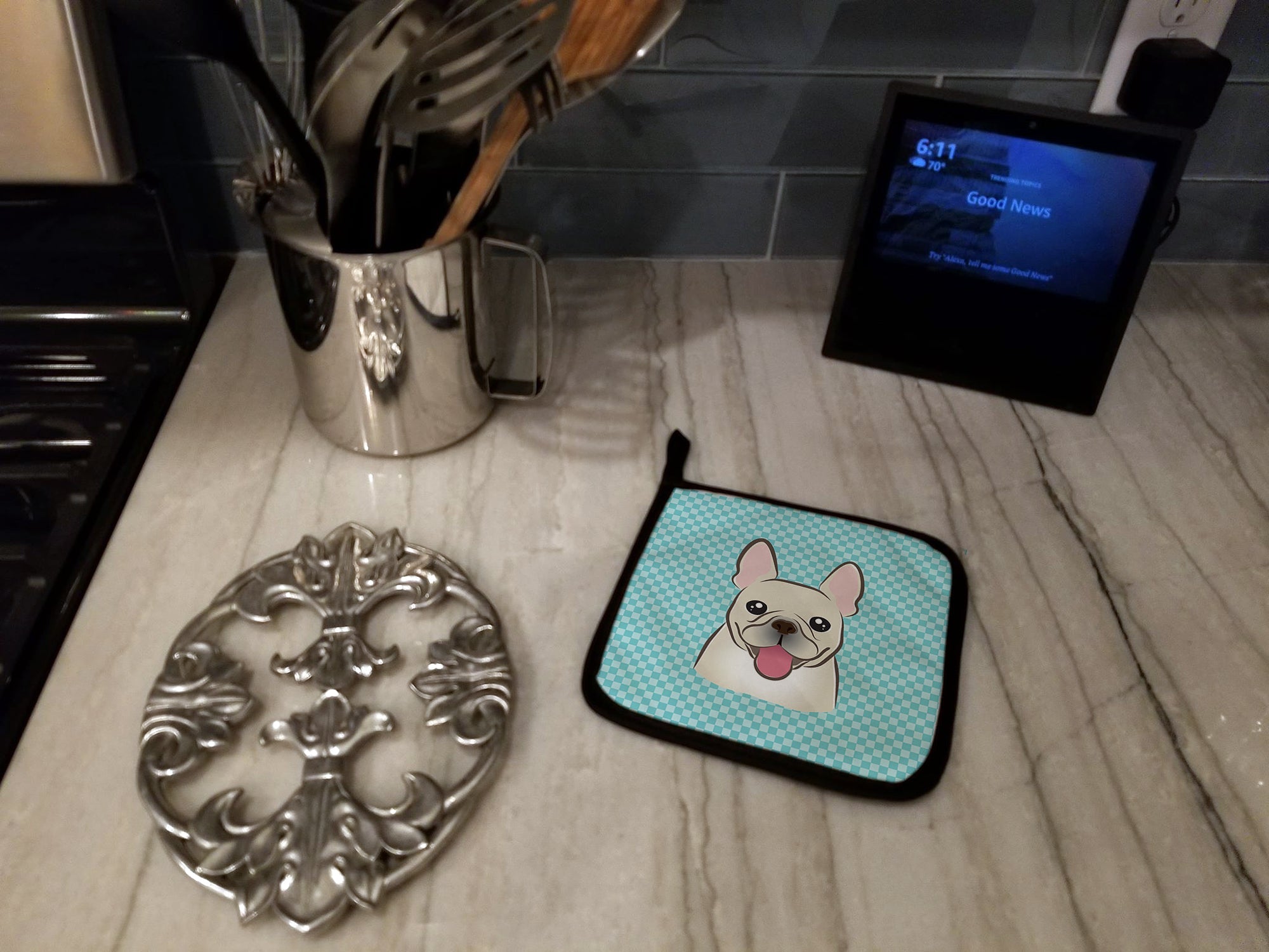 Checkerboard Blue French Bulldog Pot Holder Set of 2 Heat Resistant Quilted Hot Pads 7.5 x 7.5 Inch, Insulated Kitchen Trivets for Cooking & Baking