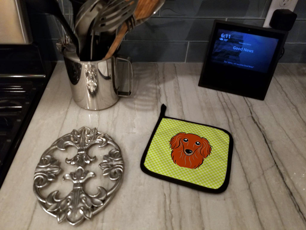 Checkerboard Lime Green Longhair Red Dachshund Pot Holder Set of 2 Heat Resistant Quilted Hot Pads 7.5 x 7.5 Inch, Insulated Kitchen Trivets for Cooking & Baking