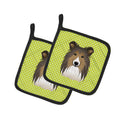 Checkerboard Lime Green Sheltie Pot Holder Set of 2 Heat Resistant Quilted Hot Pads 7.5 x 7.5 Inch, Insulated Kitchen Trivets for Cooking & Baking