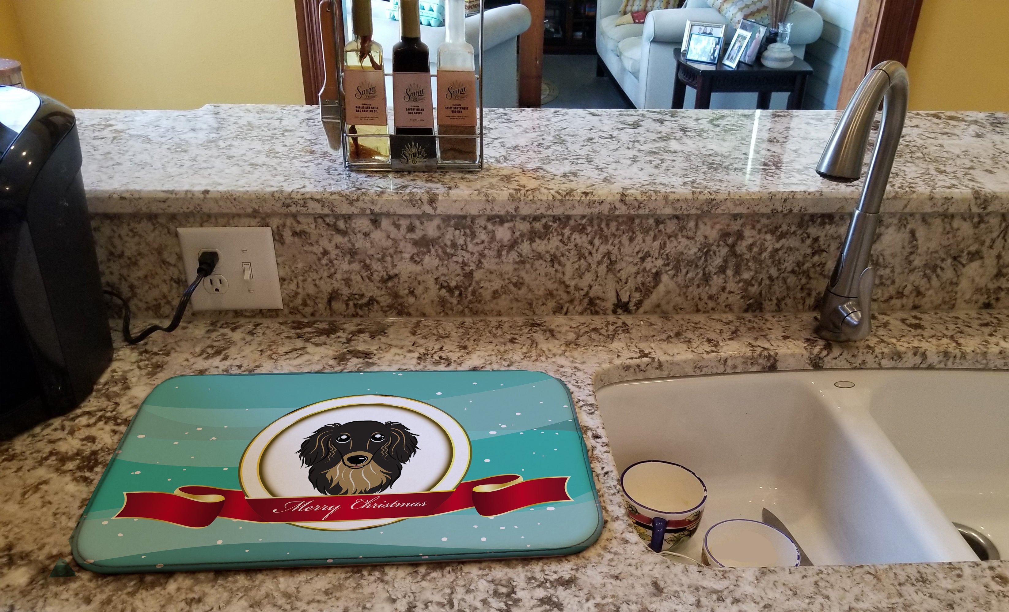 Longhair Black and Tan Dachshund Merry Christmas Dish Drying Mat Absorbent Dish Drying Mat Pad for Kitchen Counter Dish Drainer Mat for Countertop, 14 x 21", Multicolor