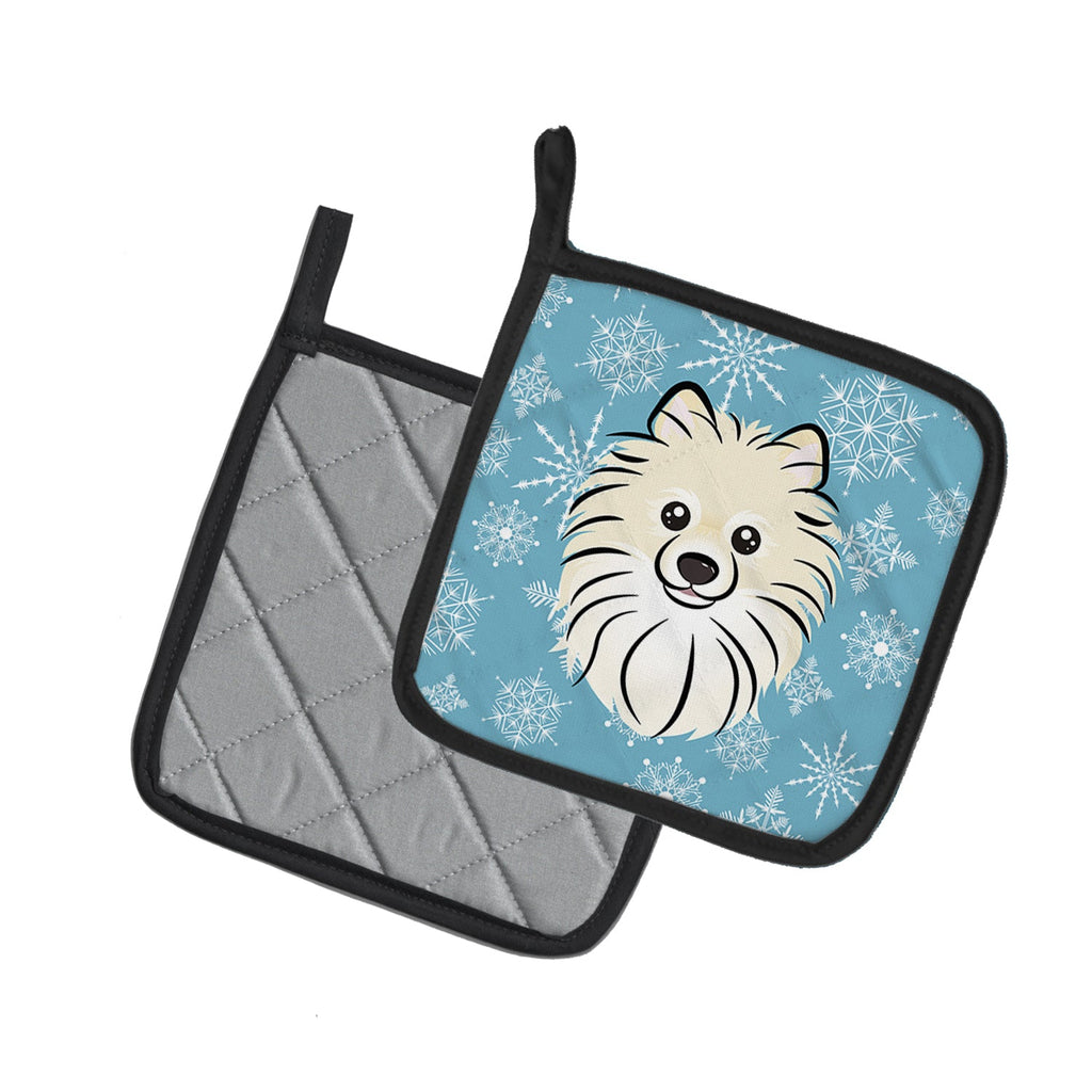 Snowflake Pomeranian Pot Holder Set of 2 Heat Resistant Quilted Hot Pads 7.5 x 7.5 Inch, Insulated Kitchen Trivets for Cooking & Baking