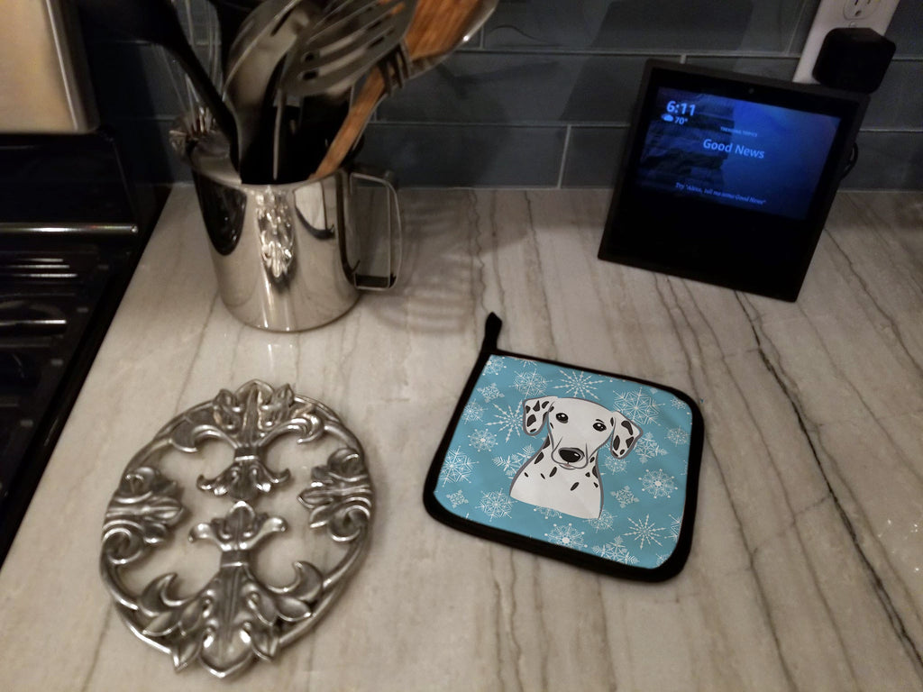 Snowflake Dalmatian Pot Holder Set of 2 Heat Resistant Quilted Hot Pads 7.5 x 7.5 Inch, Insulated Kitchen Trivets for Cooking & Baking