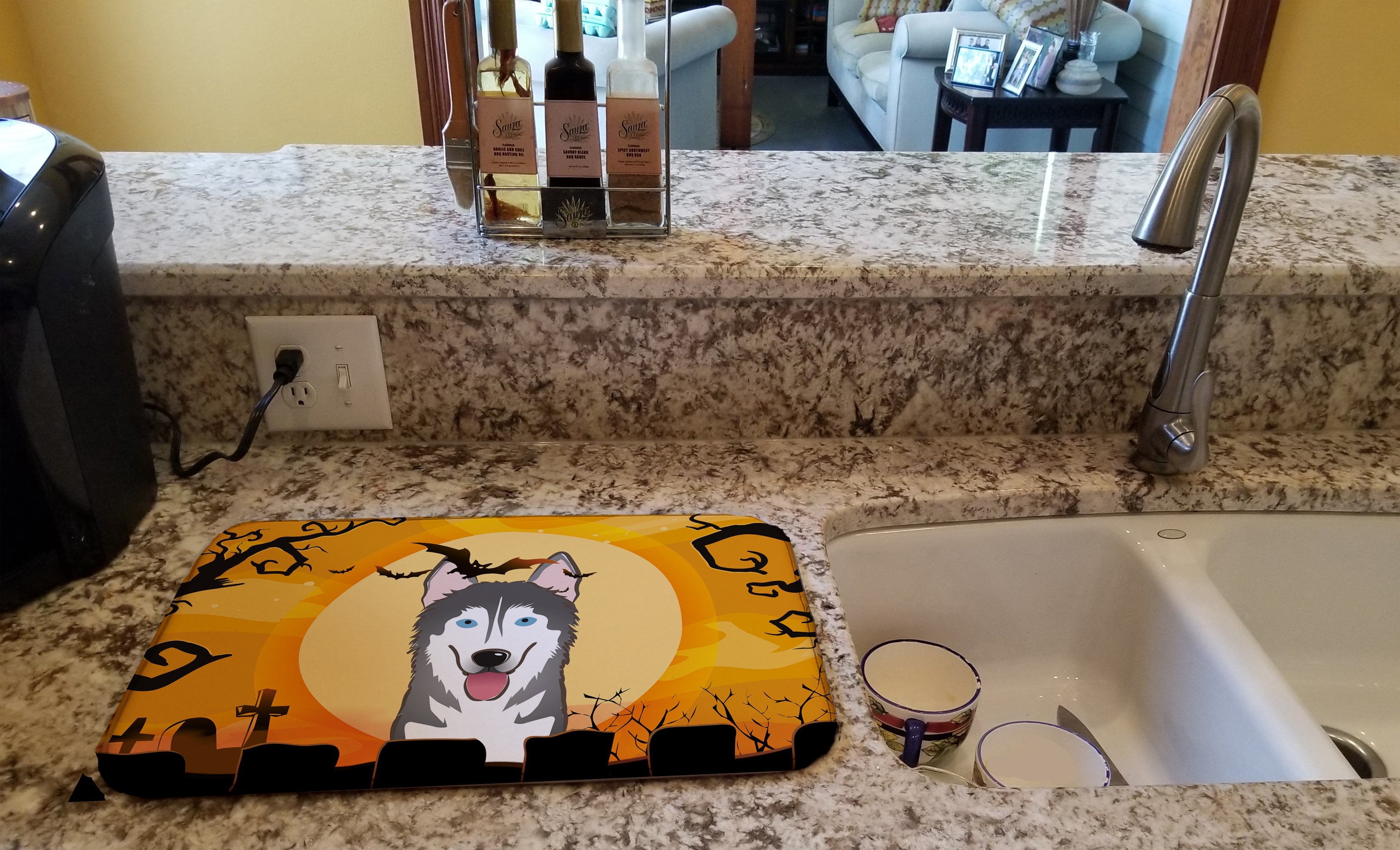 Halloween Alaskan Malamute Dish Drying Mat Absorbent Dish Drying Mat Pad for Kitchen Counter Dish Drainer Mat for Countertop, 14 x 21", Multicolor