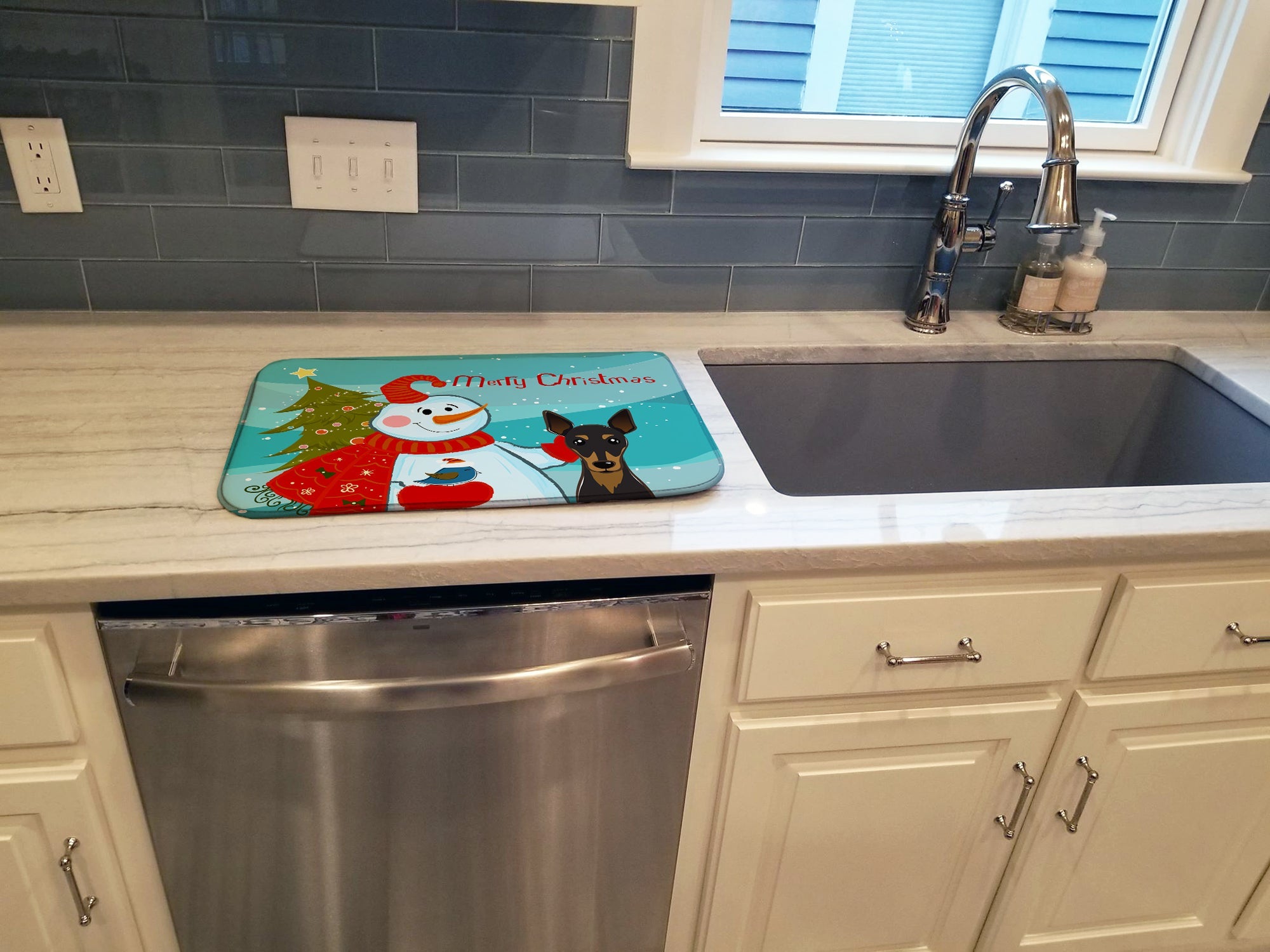 Snowman with Min Pin Dish Drying Mat Absorbent Dish Drying Mat Pad for Kitchen Counter Dish Drainer Mat for Countertop, 14 x 21", Multicolor