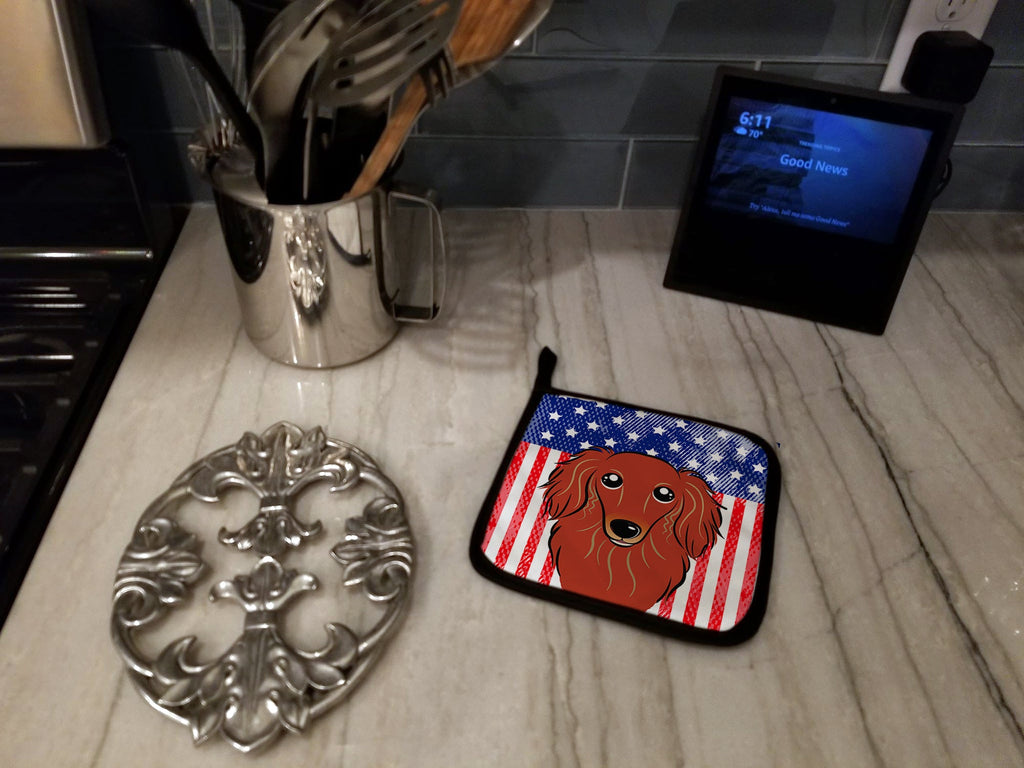American Flag and Longhair Red Dachshund Pot Holder Set of 2 Heat Resistant Quilted Hot Pads 7.5 x 7.5 Inch, Insulated Kitchen Trivets for Cooking & Baking