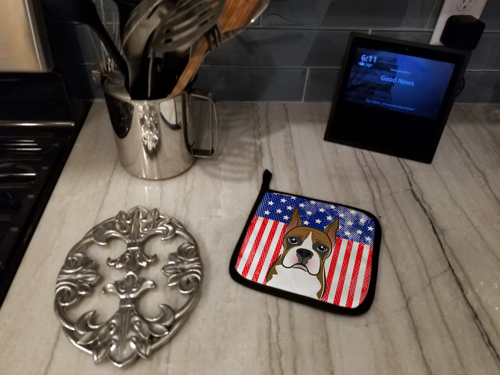 American Flag and Boxer Pot Holder Set of 2 Heat Resistant Quilted Hot Pads 7.5 x 7.5 Inch, Insulated Kitchen Trivets for Cooking & Baking
