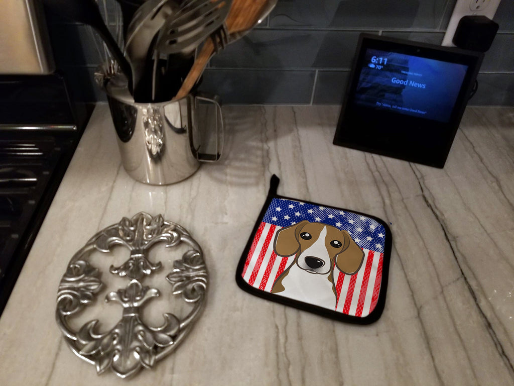 American Flag and Beagle Pot Holder Set of 2 Heat Resistant Quilted Hot Pads 7.5 x 7.5 Inch, Insulated Kitchen Trivets for Cooking & Baking