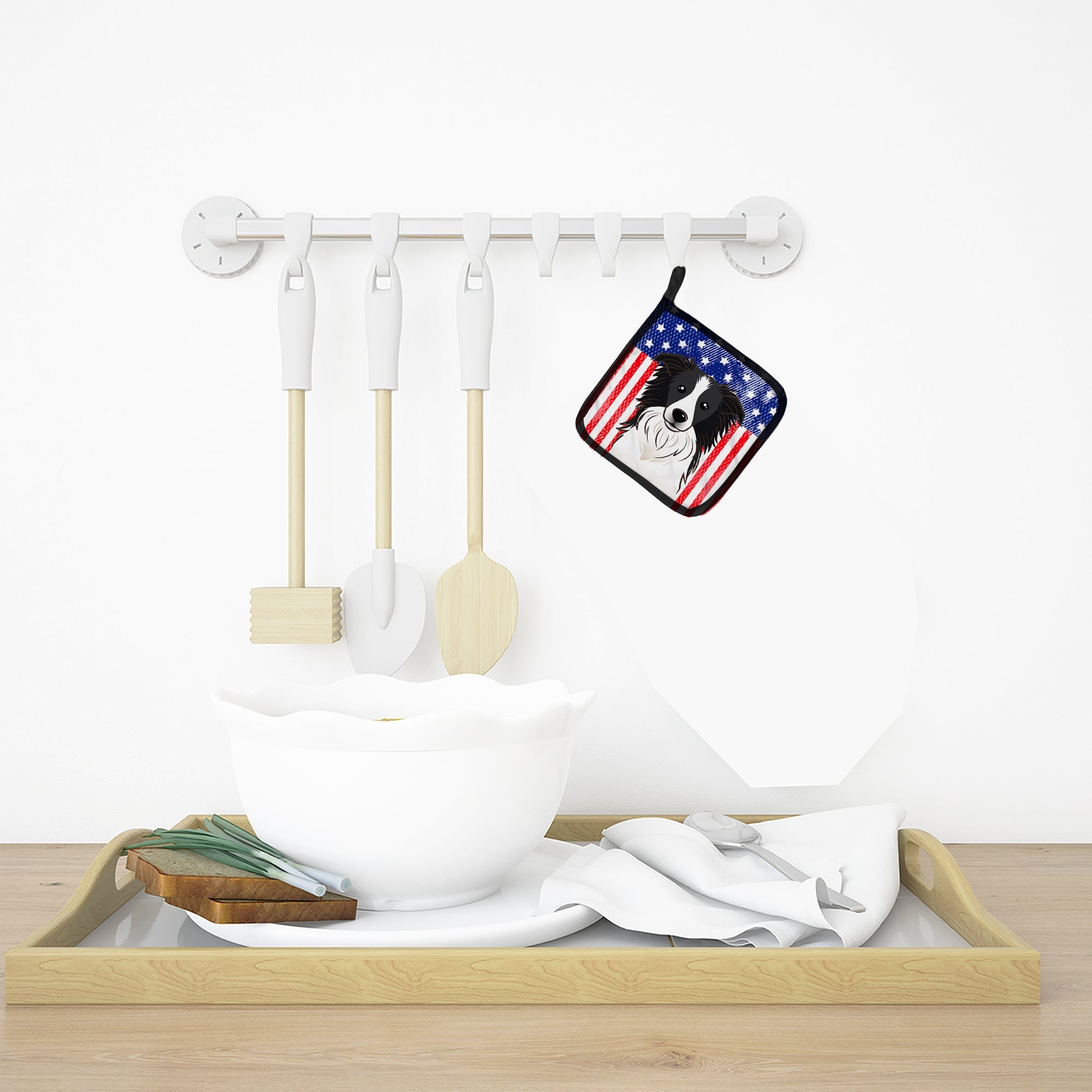 American Flag and Border Collie Pot Holder Set of 2 Heat Resistant Quilted Hot Pads 7.5 x 7.5 Inch, Insulated Kitchen Trivets for Cooking & Baking