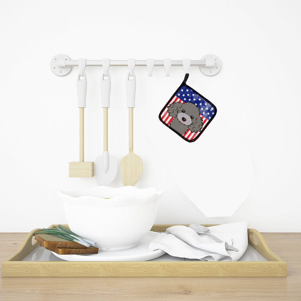 American Flag and Silver Gray Poodle Pot Holder Set of 2 Heat Resistant Quilted Hot Pads 7.5 x 7.5 Inch, Insulated Kitchen Trivets for Cooking & Baking