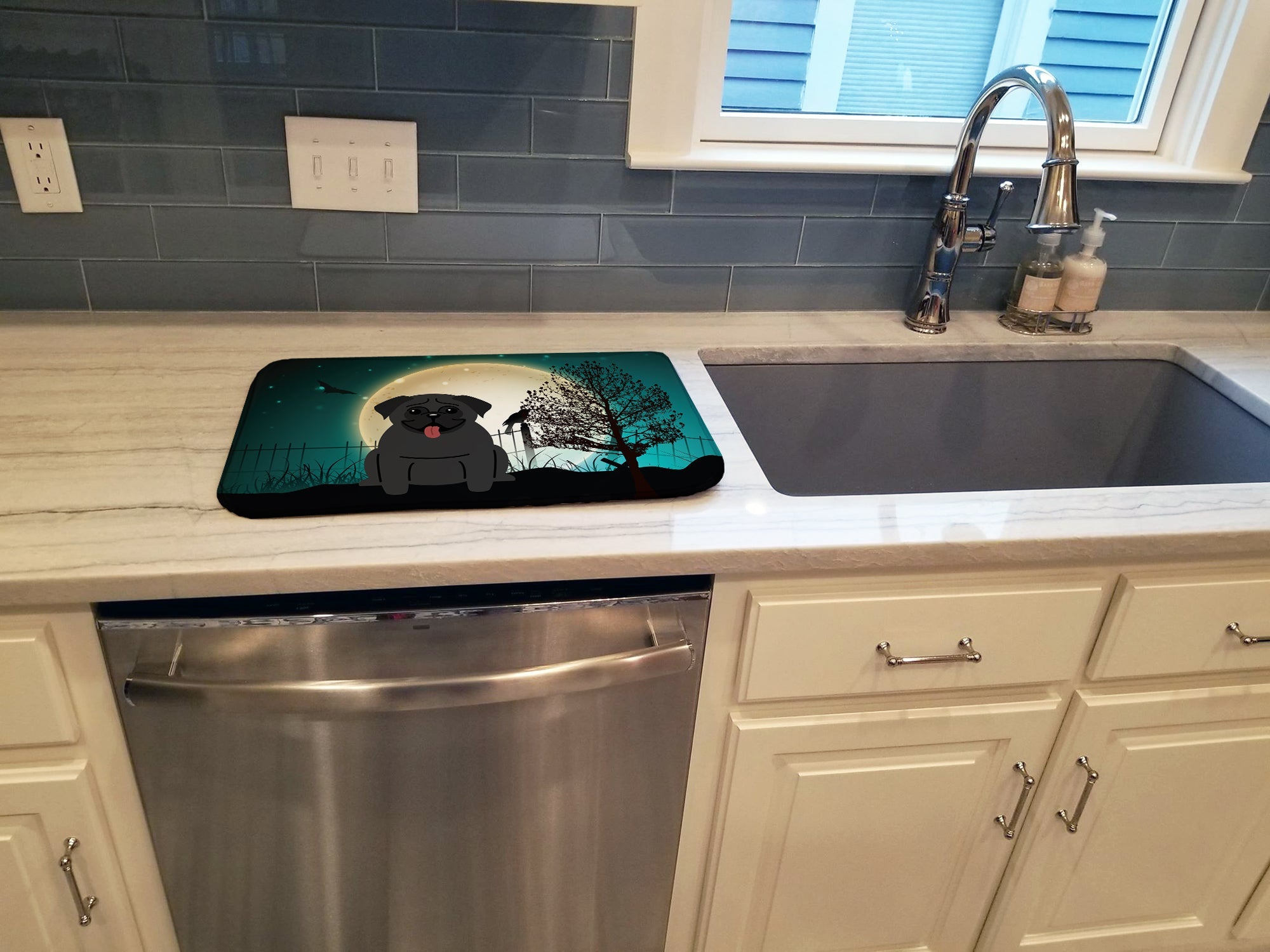 Halloween Scary Pug Black Dish Drying Mat Absorbent Dish Drying Mat Pad for Kitchen Counter Dish Drainer Mat for Countertop, 14 x 21", Multicolor