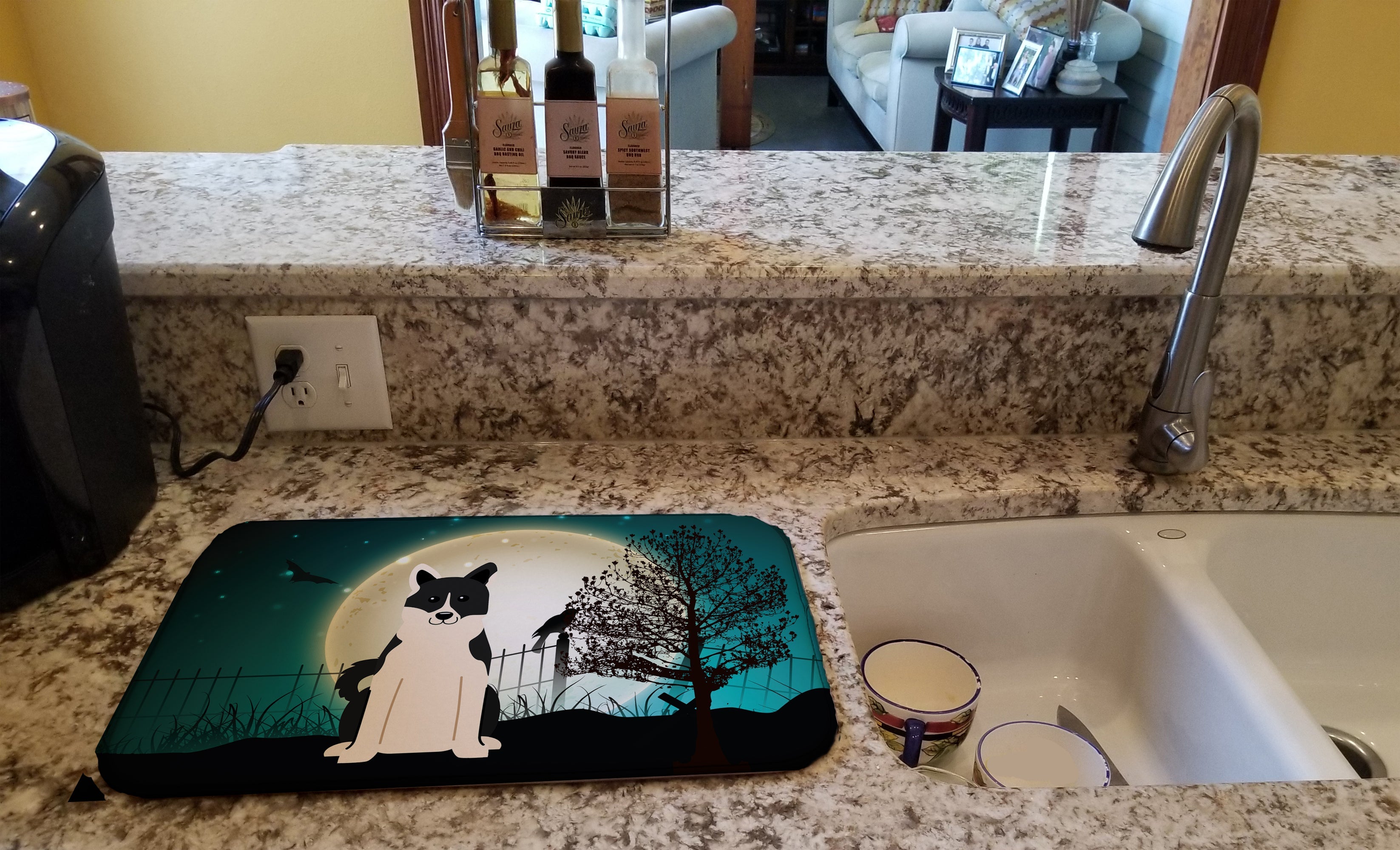 Halloween Scary Russo-European Laika Spitz Dish Drying Mat Absorbent Dish Drying Mat Pad for Kitchen Counter Dish Drainer Mat for Countertop, 14 x 21", Multicolor