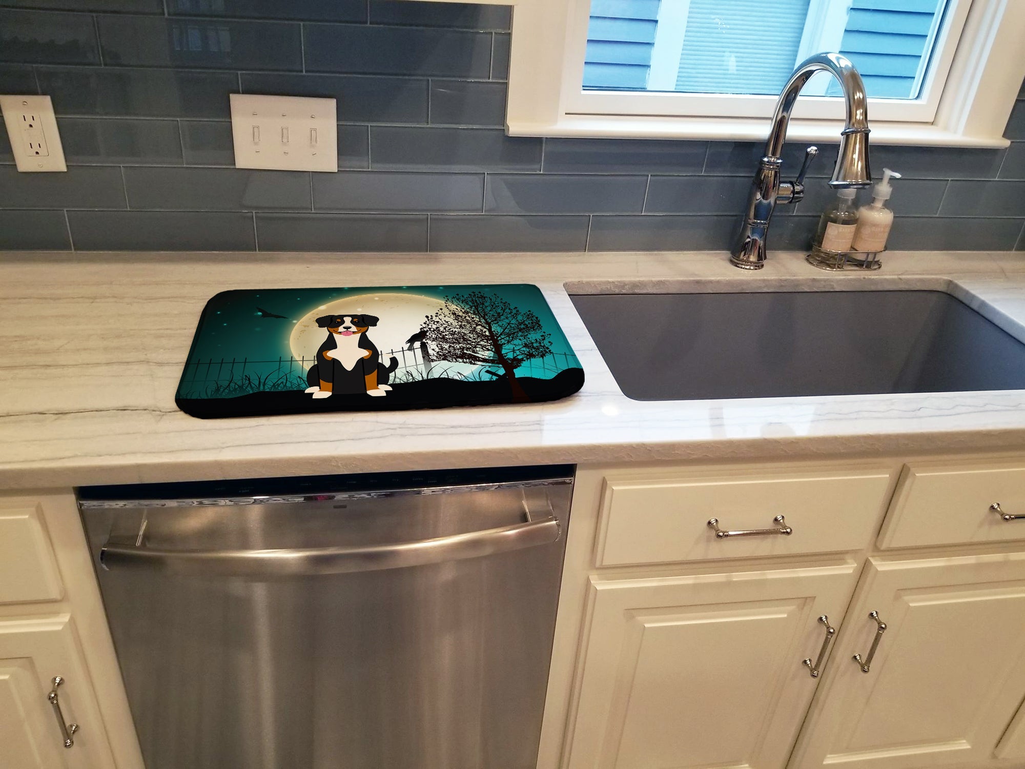 Halloween Scary Entlebucher Dish Drying Mat Absorbent Dish Drying Mat Pad for Kitchen Counter Dish Drainer Mat for Countertop, 14 x 21", Multicolor