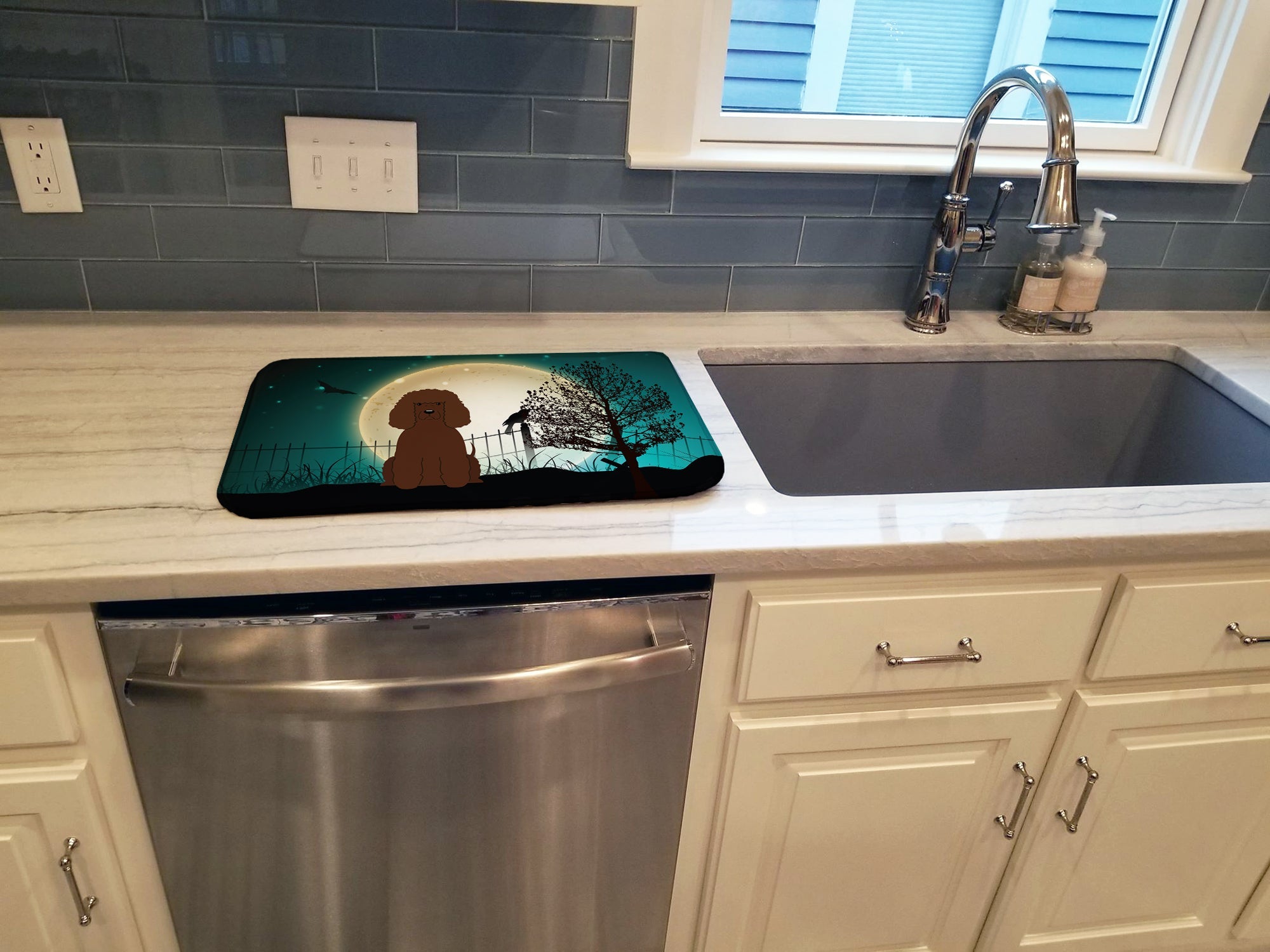Halloween Scary Irish Water Spaniel Dish Drying Mat Absorbent Dish Drying Mat Pad for Kitchen Counter Dish Drainer Mat for Countertop, 14 x 21", Multicolor