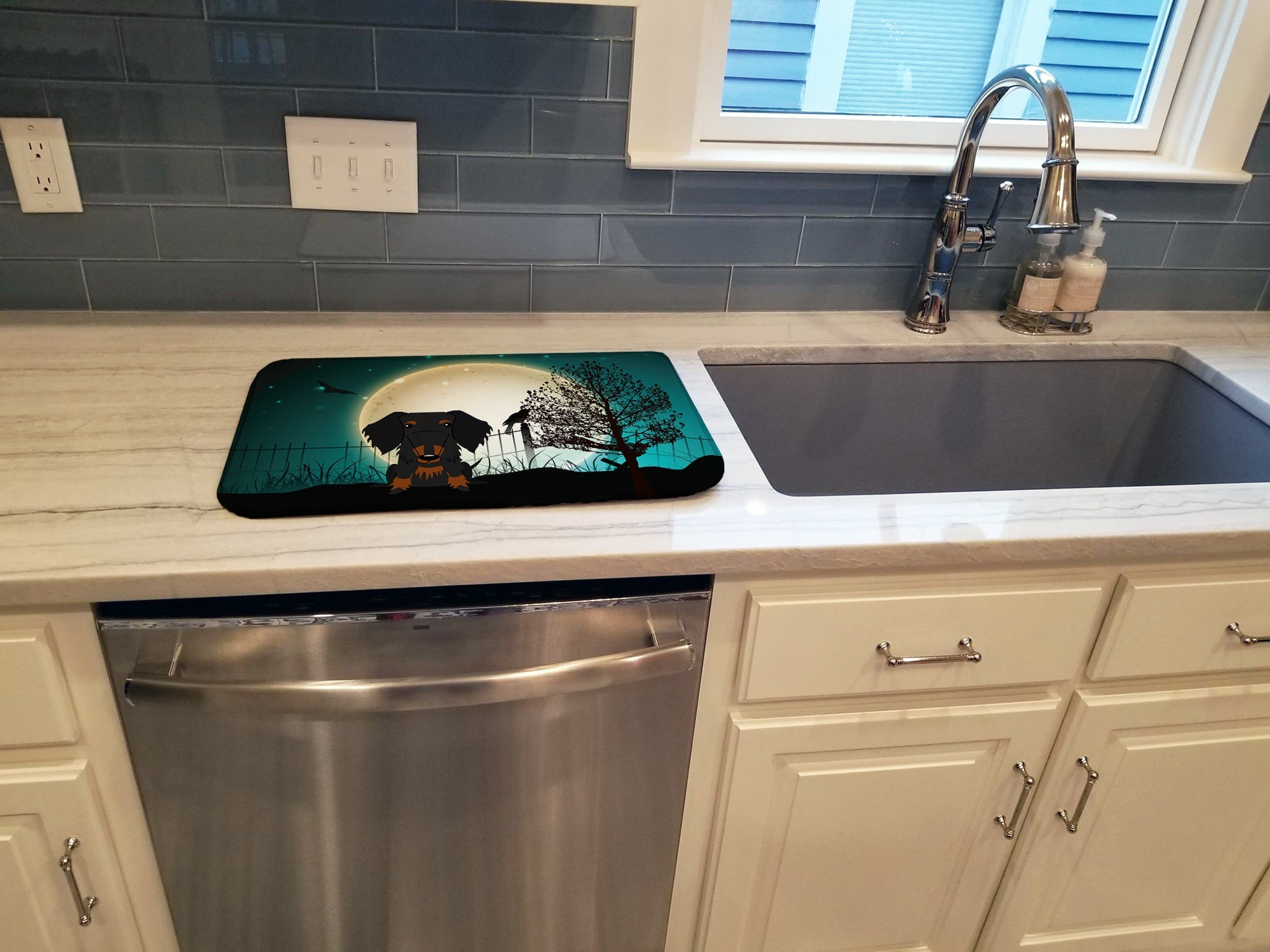 Halloween Scary Wire Haired Dachshund Black Tan Dish Drying Mat Absorbent Dish Drying Mat Pad for Kitchen Counter Dish Drainer Mat for Countertop, 14 x 21", Multicolor