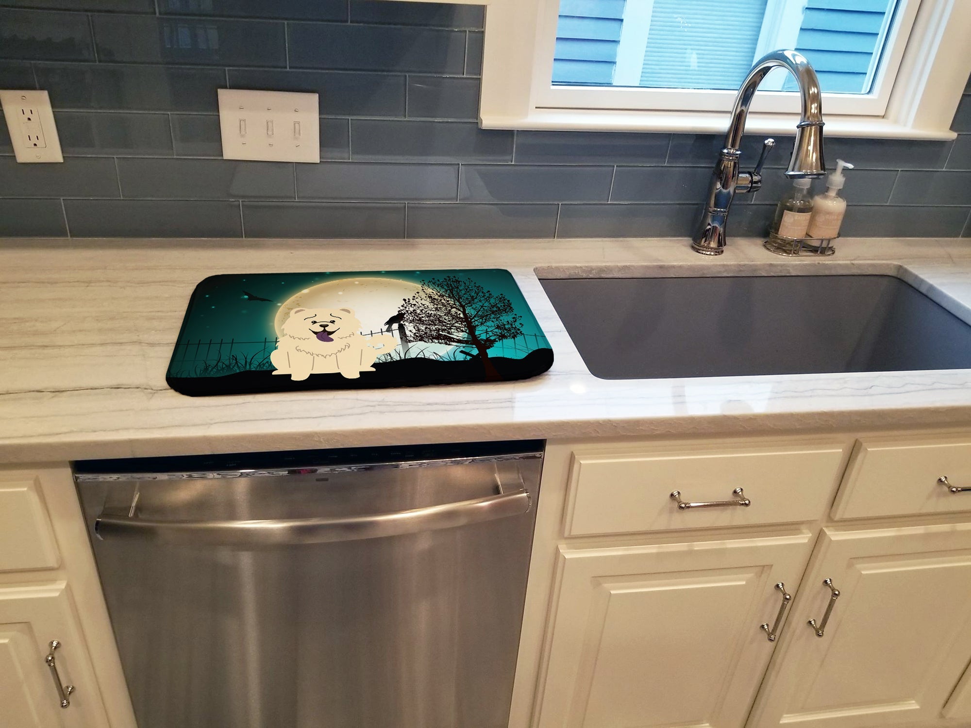 Halloween Scary Chow Chow White Dish Drying Mat Absorbent Dish Drying Mat Pad for Kitchen Counter Dish Drainer Mat for Countertop, 14 x 21", Multicolor