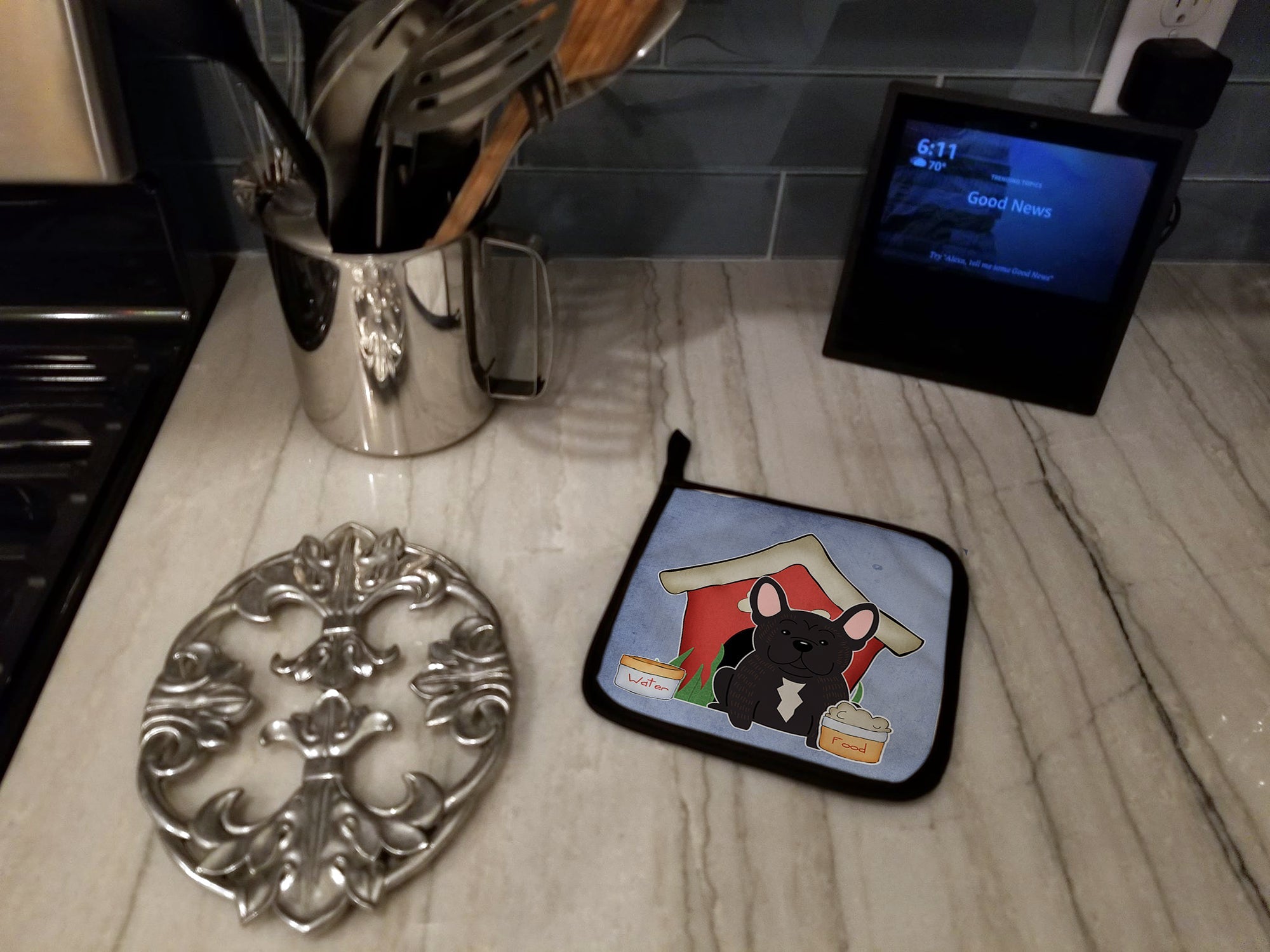 Dog House Collection French Bulldog Brindle Pot Holder Set of 2 Heat Resistant Quilted Hot Pads 7.5 x 7.5 Inch, Insulated Kitchen Trivets for Cooking & Baking