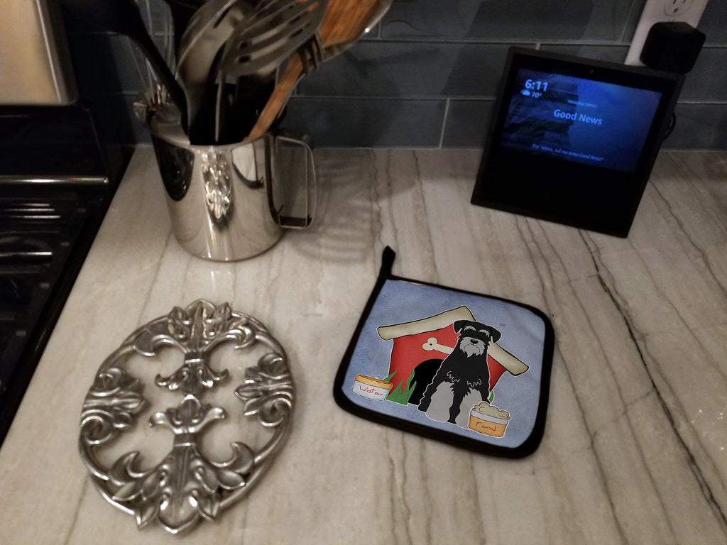 Dog House Collection Standard Schnauzer Black Grey Pot Holder Set of 2 Heat Resistant Quilted Hot Pads 7.5 x 7.5 Inch, Insulated Kitchen Trivets for Cooking & Baking