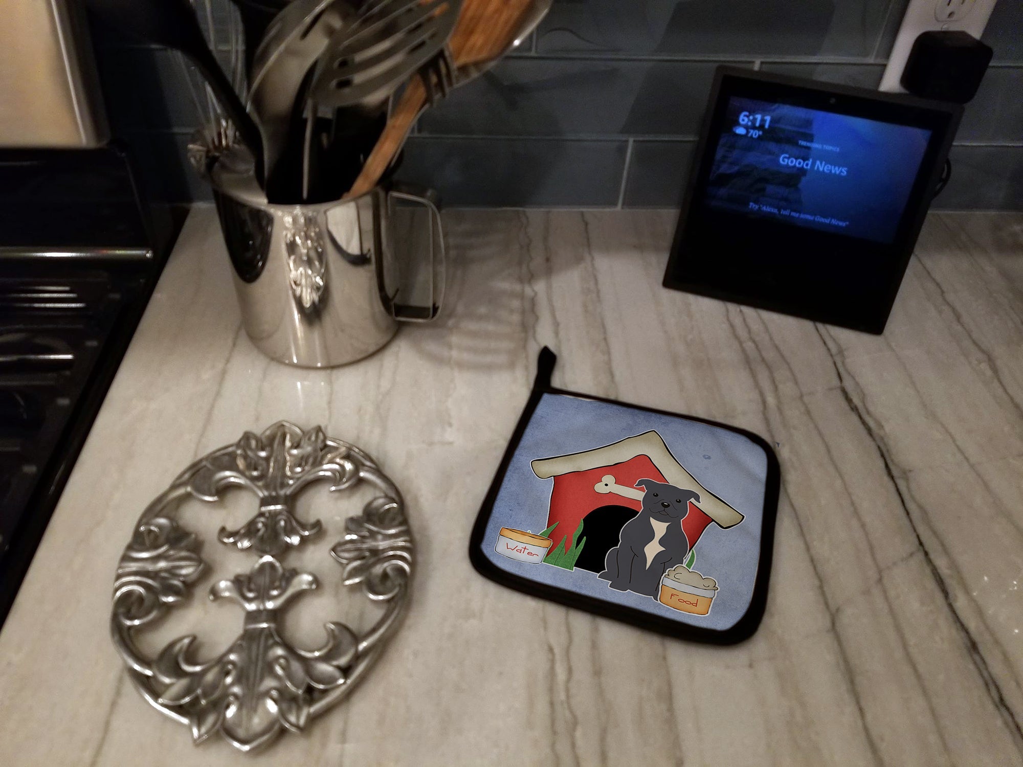 Dog House Collection Staffordshire Bull Terrier Blue Pot Holder Set of 2 Heat Resistant Quilted Hot Pads 7.5 x 7.5 Inch, Insulated Kitchen Trivets for Cooking & Baking