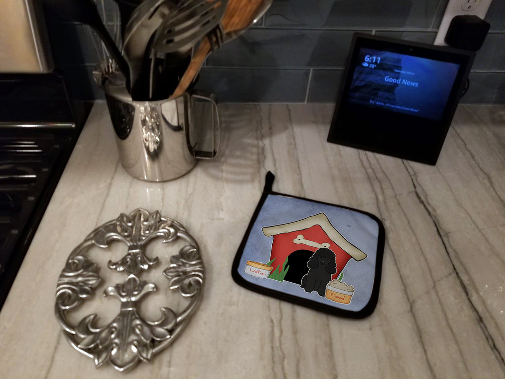 Dog House Collection Poodle Black Pot Holder Set of 2 Heat Resistant Quilted Hot Pads 7.5 x 7.5 Inch, Insulated Kitchen Trivets for Cooking & Baking