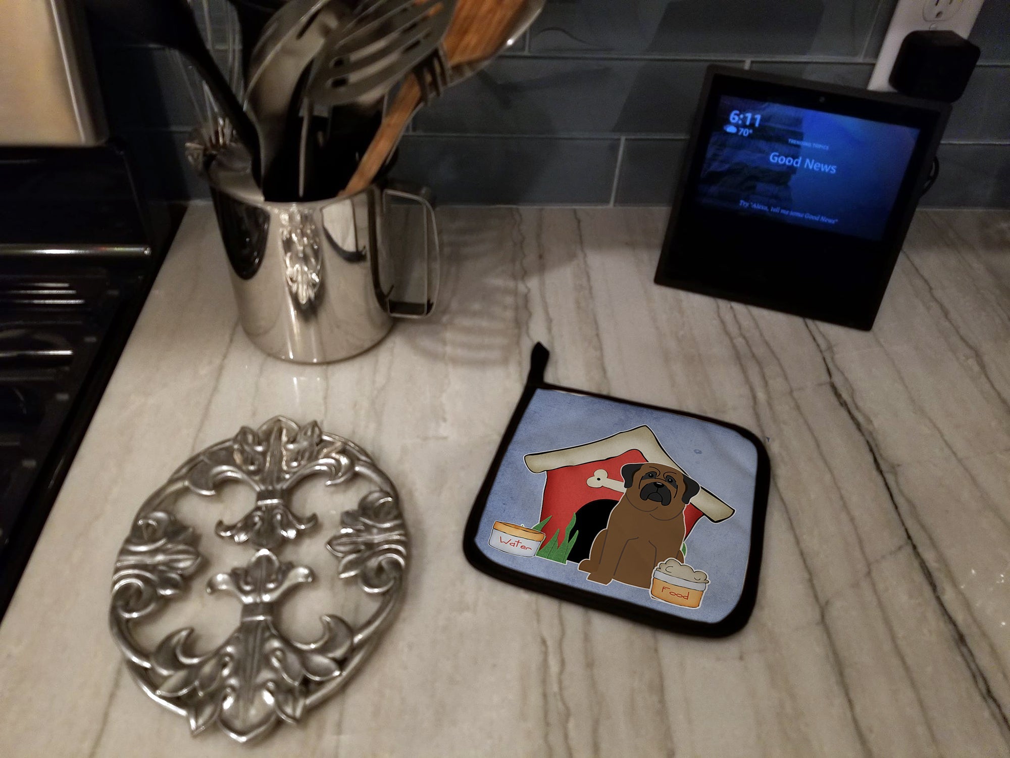 Dog House Collection Bullmastiff Pot Holder Set of 2 Heat Resistant Quilted Hot Pads 7.5 x 7.5 Inch, Insulated Kitchen Trivets for Cooking & Baking