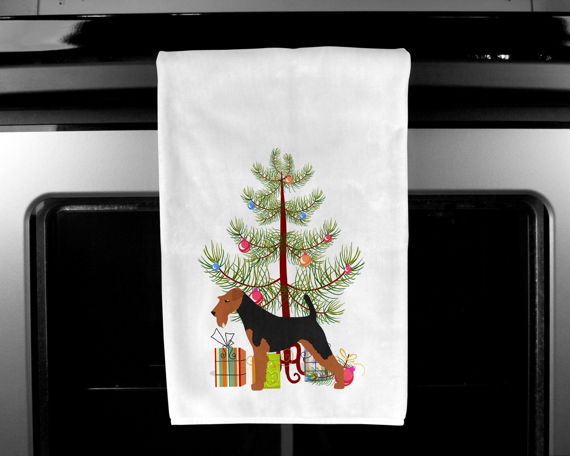 Airedale Terrier Merry Christmas Tree Kitchen Towel Set of 2 White Dish Towels Decorative Bathroom Hand towel for Hand, Face, Hair, Yoga, Tea, Dishcloth, 19 X 28", White